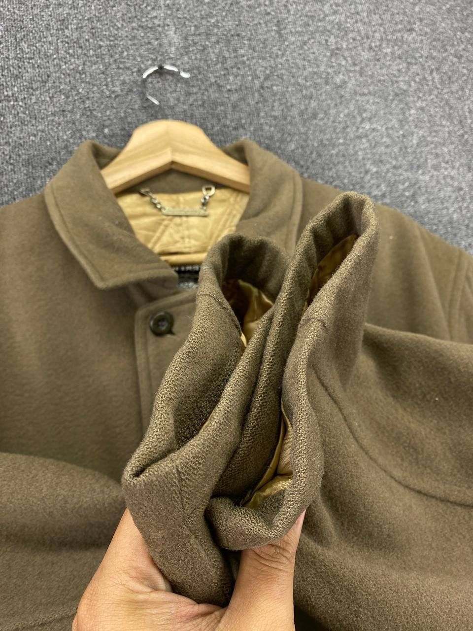 Burberry × Vintage Vintage 90s Burberry Flaps Pocket Wool Jacket Size US L / EU 52-54 / 3 - 12 Thumbnail