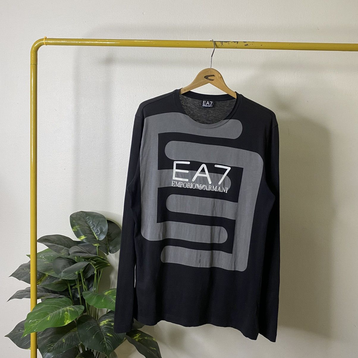 Emporio Armani EA7 LS T Shirt Size US L / EU 52-54 / 3 - 1 Thumbnail