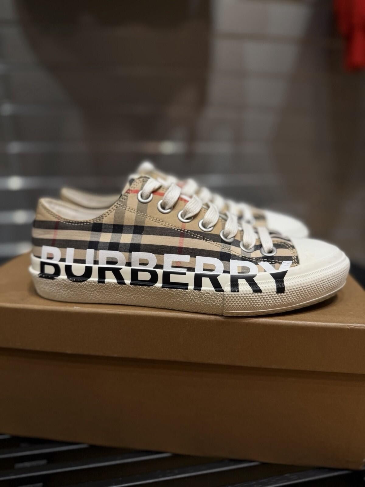 Burberry Burberry Women's Check Logo Lace-Up Size 36.5EU/6.5US W Size US 6.5 / IT 36.5 - 3 Thumbnail