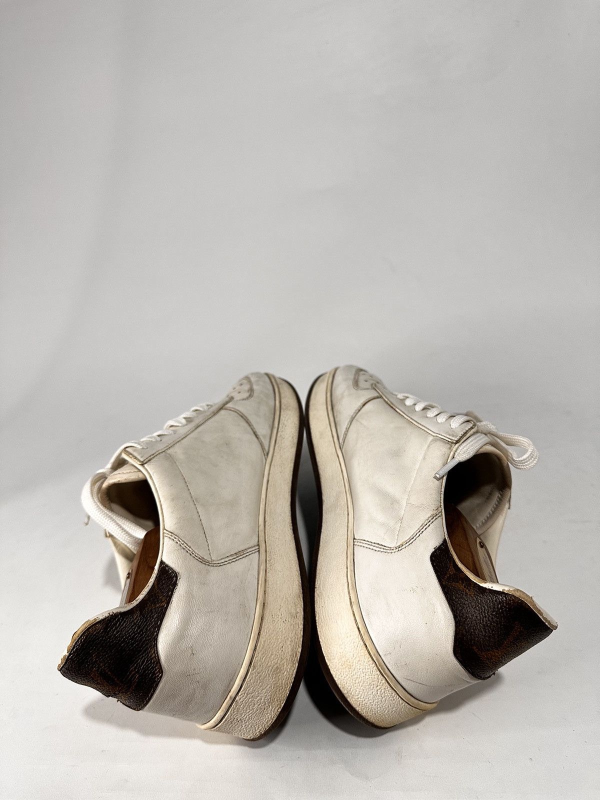 Louis Vuitton Louis Vuitton Rivoli Monogram Low Top Sneakers. Size US 8 / EU 41 - 8 Thumbnail