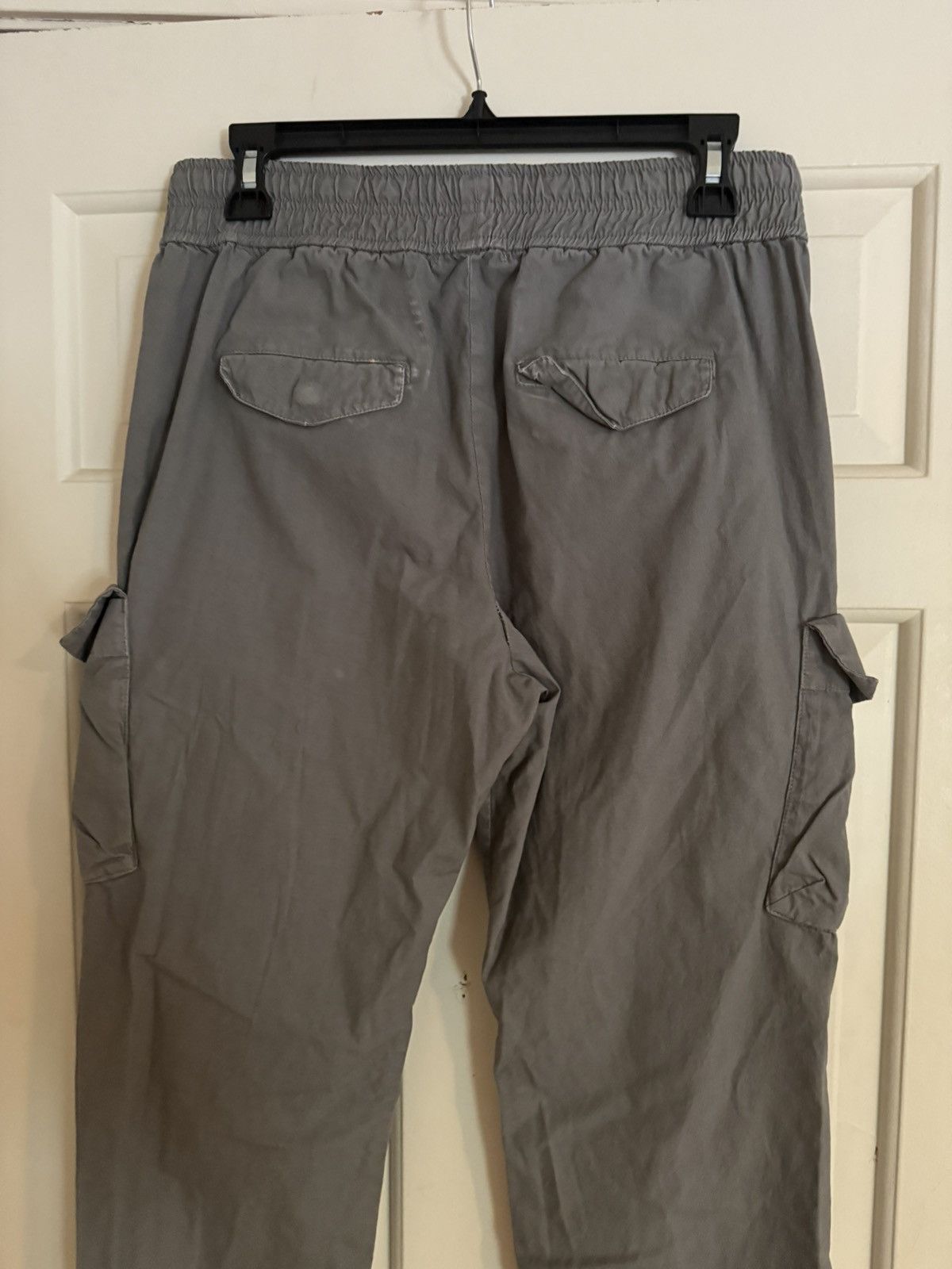 John Elliott JOHN ELLIOTT GREY SATEEN CARGO PANTS SIZE 0 XS Size US 28 / EU 44 - 5 Thumbnail