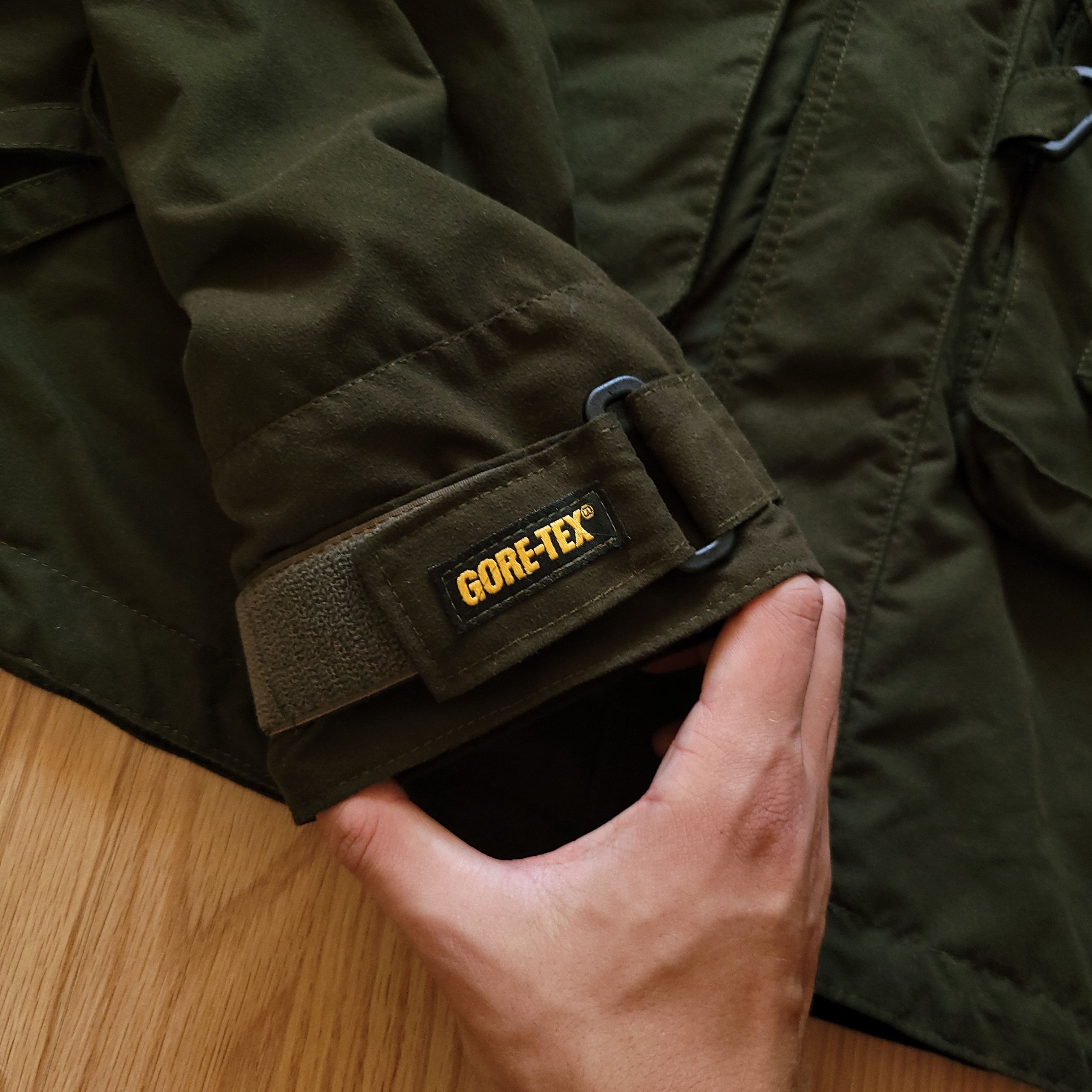 Goretex Sasta Goretex cropped Gorpcore jacket L Size US L / EU 52-54 / 3 - 5 Thumbnail