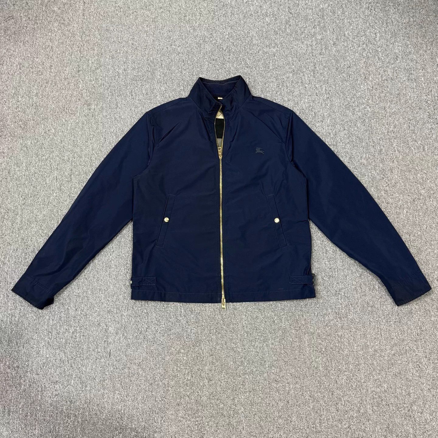 Burberry Burberry navy Horseferry chest logo M jacket Size US M / EU 48-50 / 2 - 1 Thumbnail