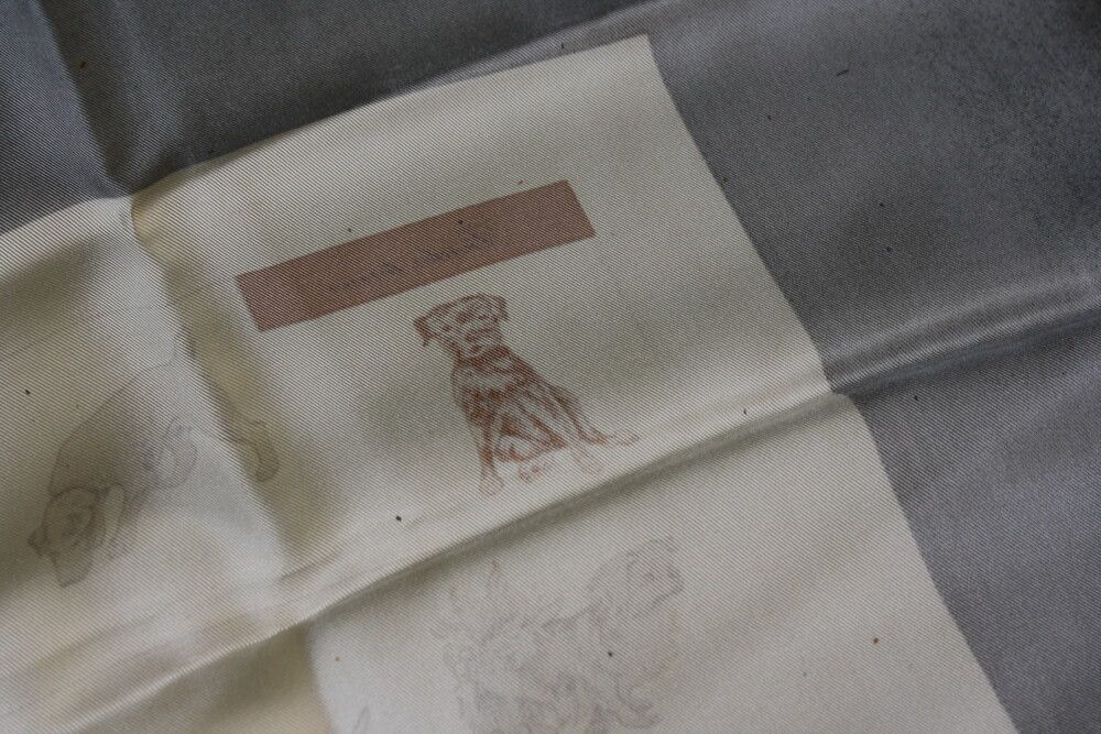 Burberry Shawl scarf Burberry silk dogs 86*86 cm Size ONE SIZE - 9 Thumbnail