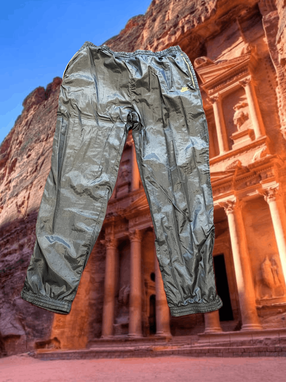 Nike Vintage Casual pants logo NIKE Y2K streetwear Size US 36 / EU 52 - 1 Thumbnail
