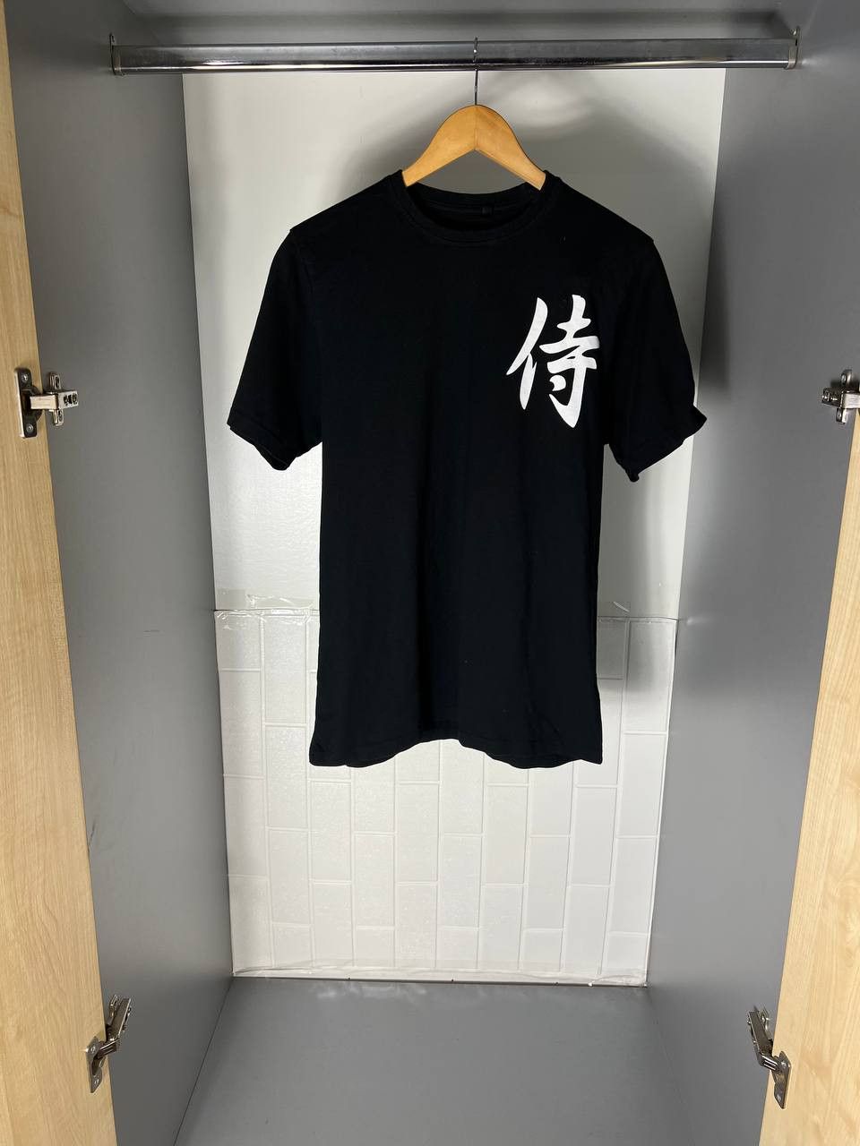 Cartoon Network VINTAGE BADRHINO SAMURAI JAPANESE DESIGNER T-SHIRT Y2K Size US L / EU 52-54 / 3 - 2 Thumbnail