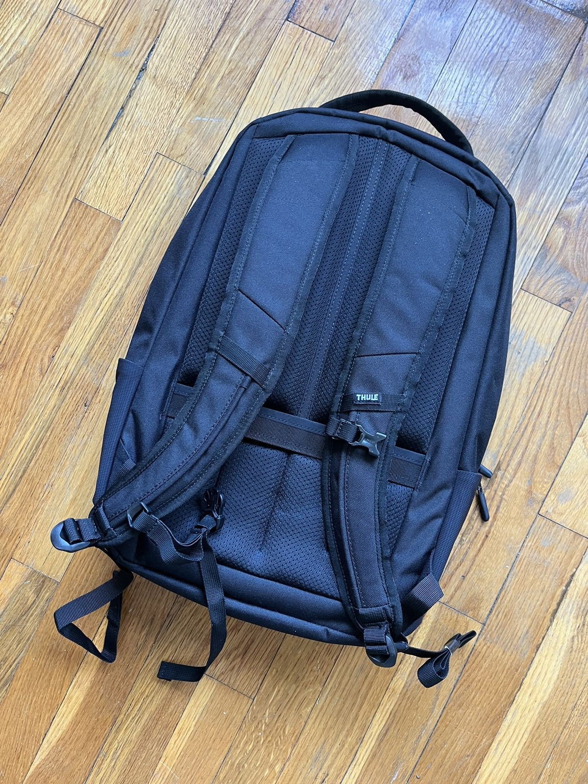 Other Navy Thule backpack with multiple pockets laptop section Size ONE SIZE - 3 Thumbnail