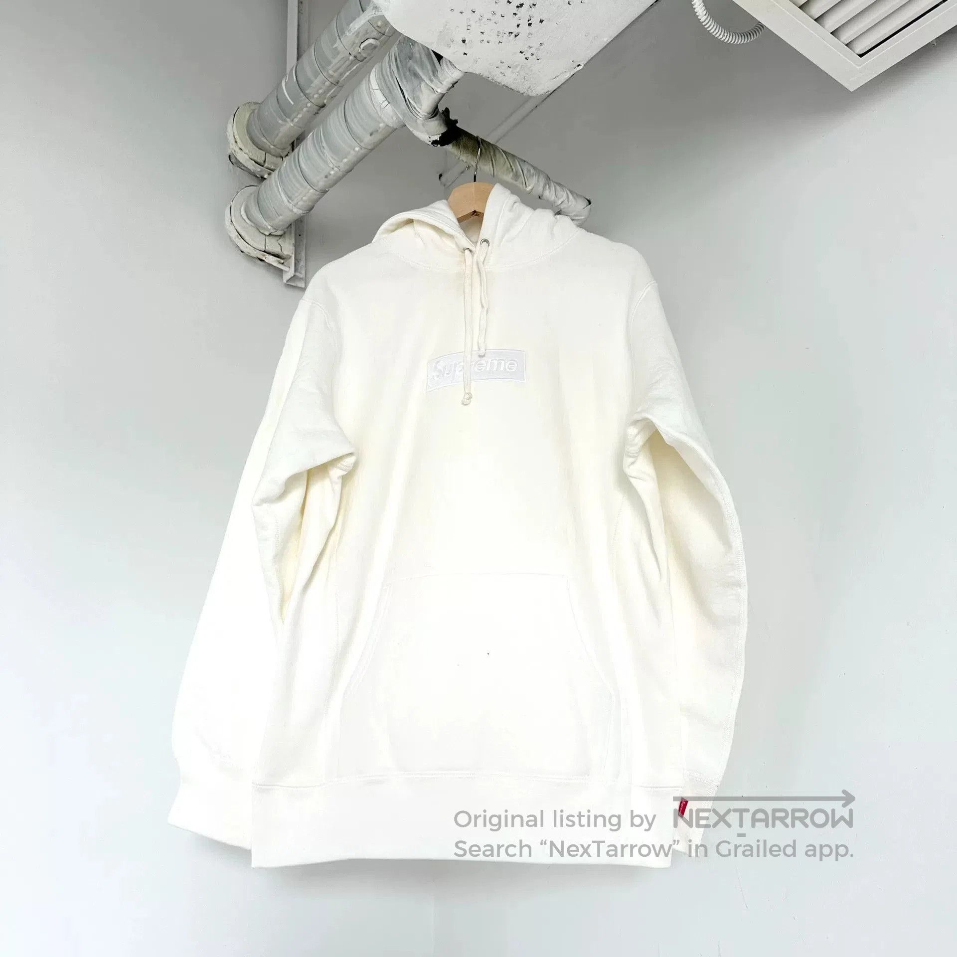 Supreme Supreme Box Logo FW23 Hoodie. Size US L / EU 52-54 / 3 - 1 Thumbnail