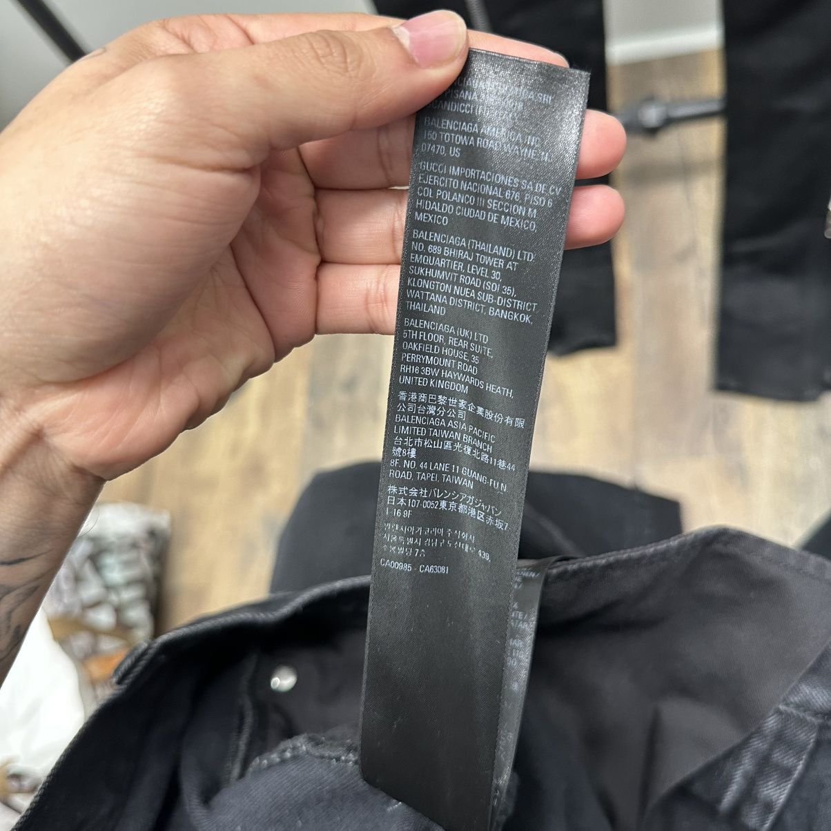 Balenciaga Balenciaga Lost Tapes Size US 34 / EU 50 - 8 Thumbnail