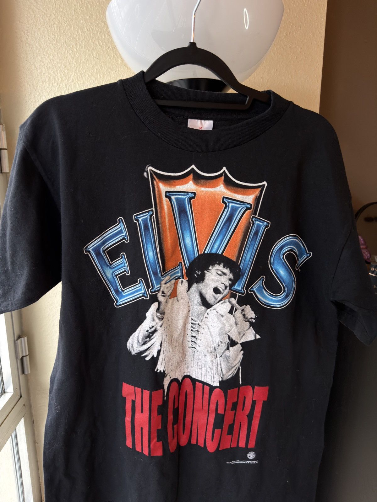 Vintage Elvis Presley merch tour T-shirt 1999 Size US M / EU 48-50 / 2 - 8 Thumbnail