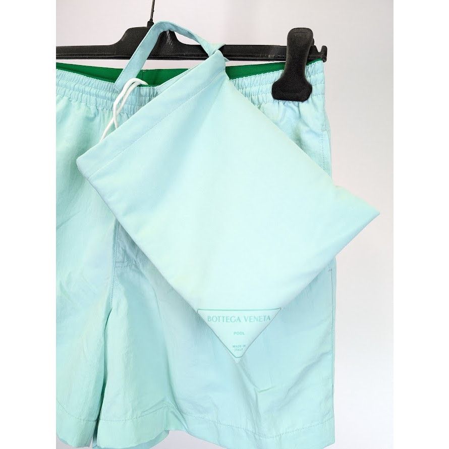 Bottega Veneta o1rshd1 Technical Micro Nylon Long Swim Shorts in Celadon Size US 32 / EU 48 - 18 Thumbnail