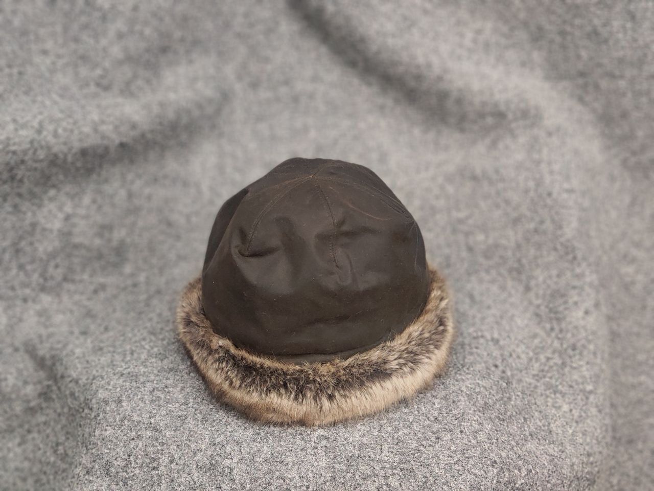 Barbour Barbour Ambush Waxed Unisex Hat Faux Fur Olive Fleece Lining Size ONE SIZE - 15 Thumbnail