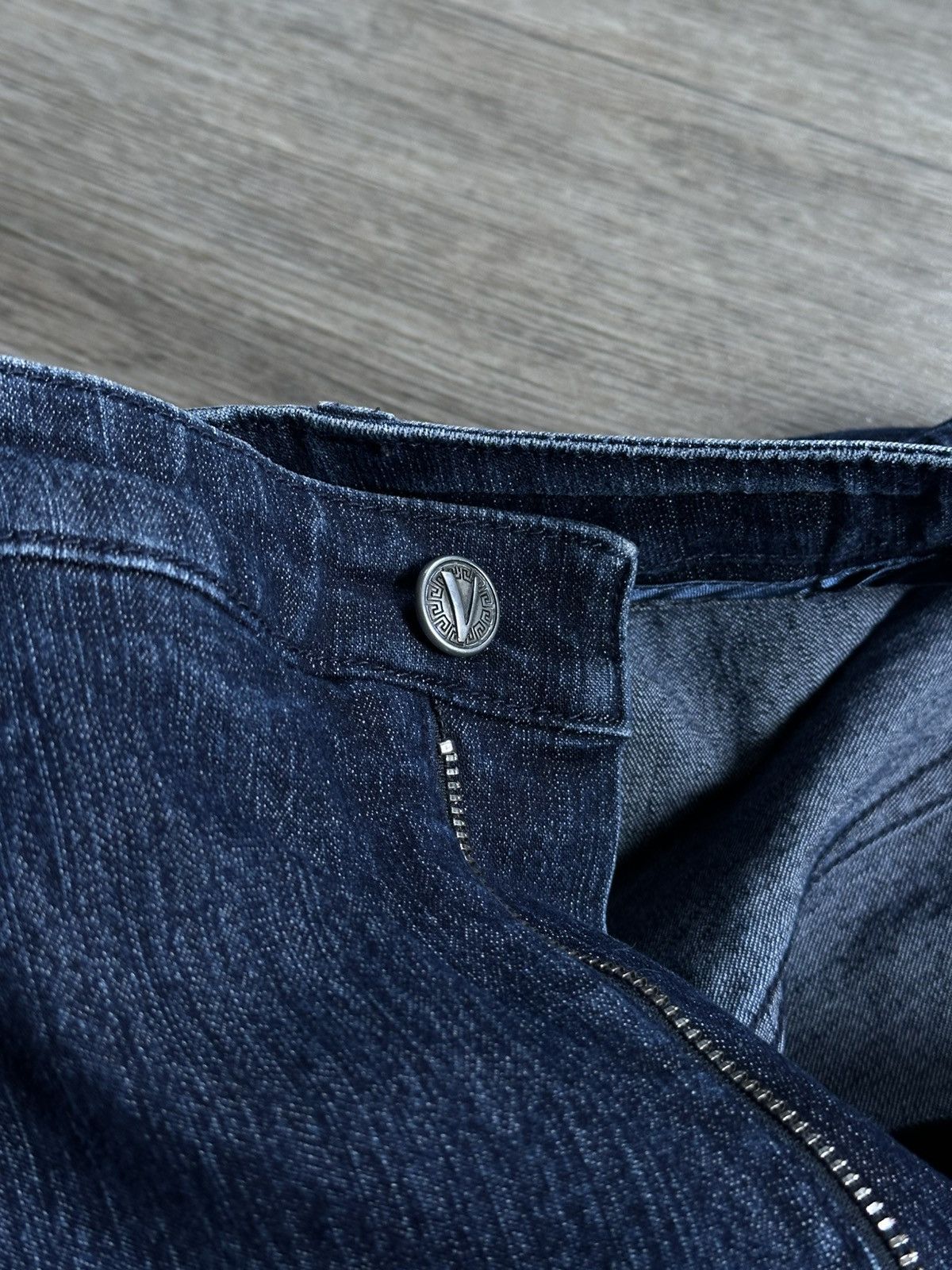 Versace 🫧 VERSACE COLLECTION JEANS MEN’S Size US 35 - 12 Thumbnail