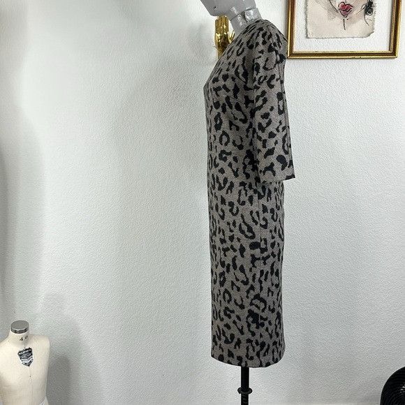 Max Mara MaxMara Dramma Leopard Jacquard Wool Dress Midi Pencil Turtl Size S / US 4 / IT 40 - 6 Thumbnail