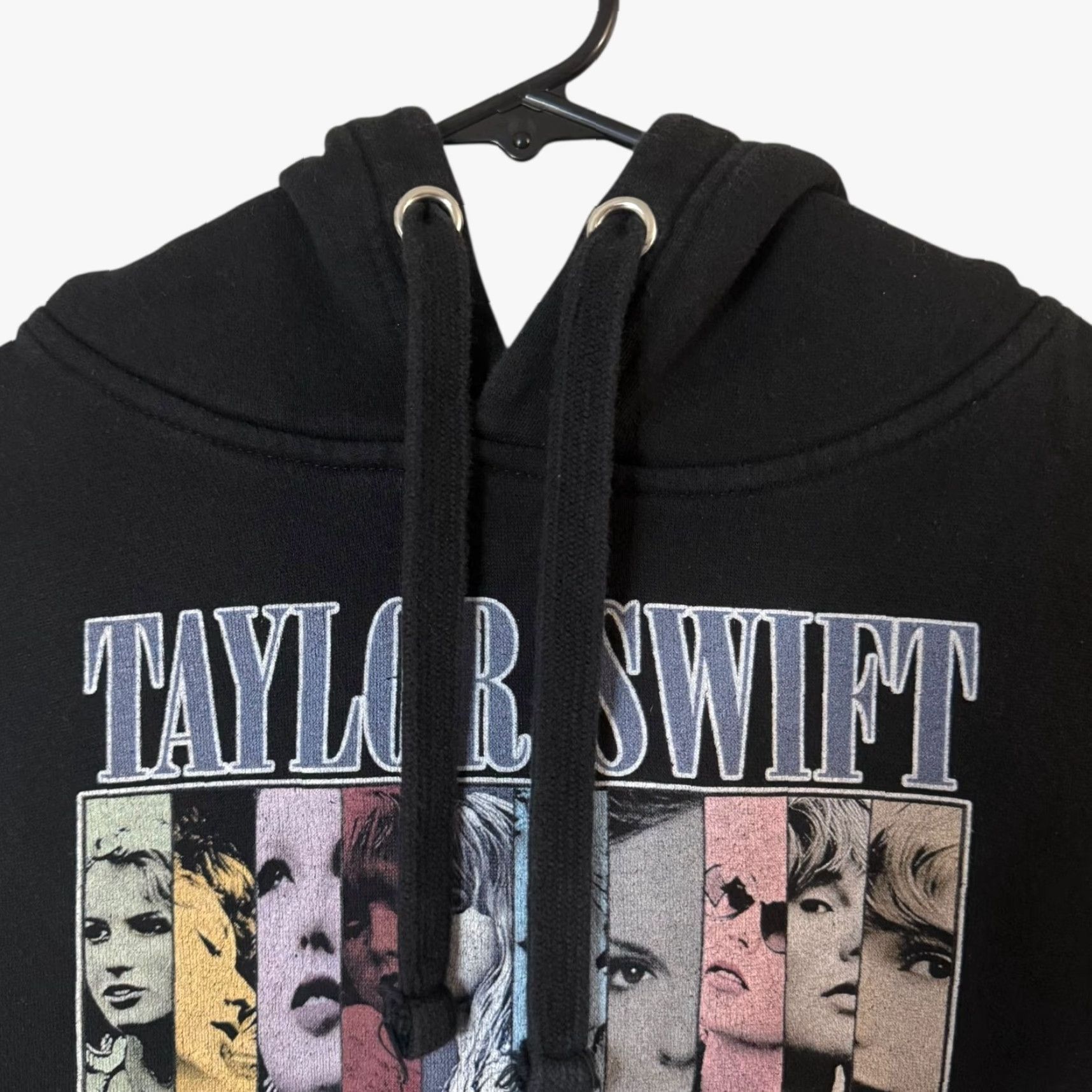 Vintage VINTAGE Taylor Swift The Eras Tour Concert Hoodie Sweatshirt Black Women's Size Small Size S / US 4 / IT 40 - 5 Thumbnail