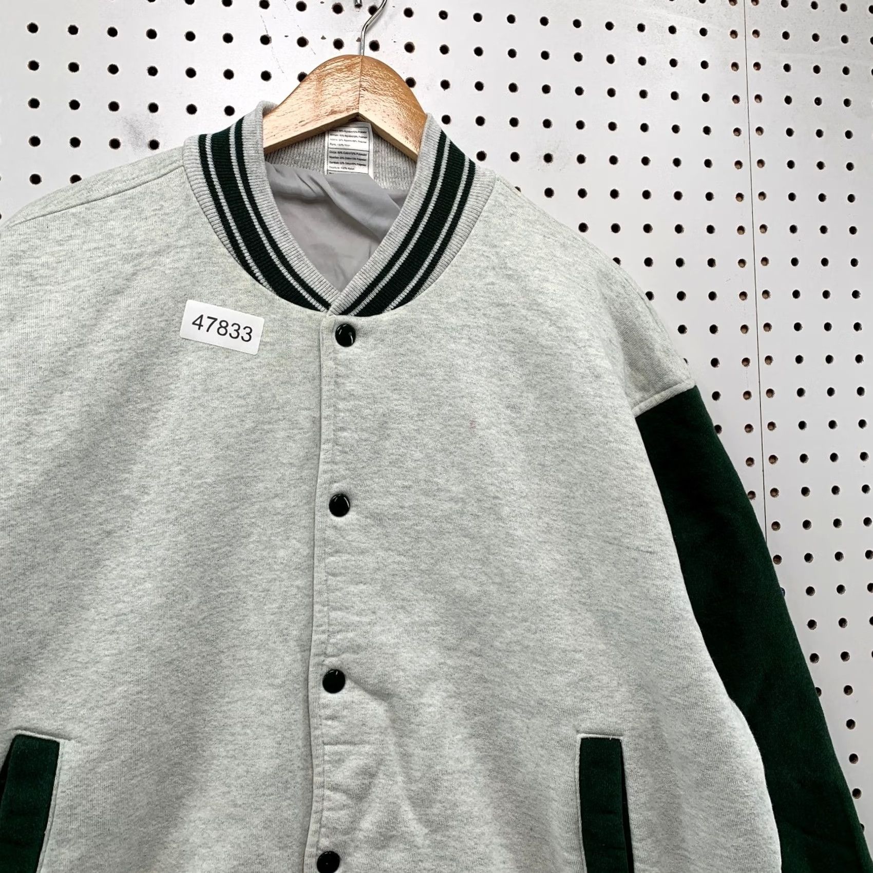 Fruit Of The Loom VINTAGE Fruit of the Loom Varsity Jacket Mens XL Gray Green Cotton Fleece Snap 90s USA Size US XL / EU 56 / 4 - 6 Thumbnail