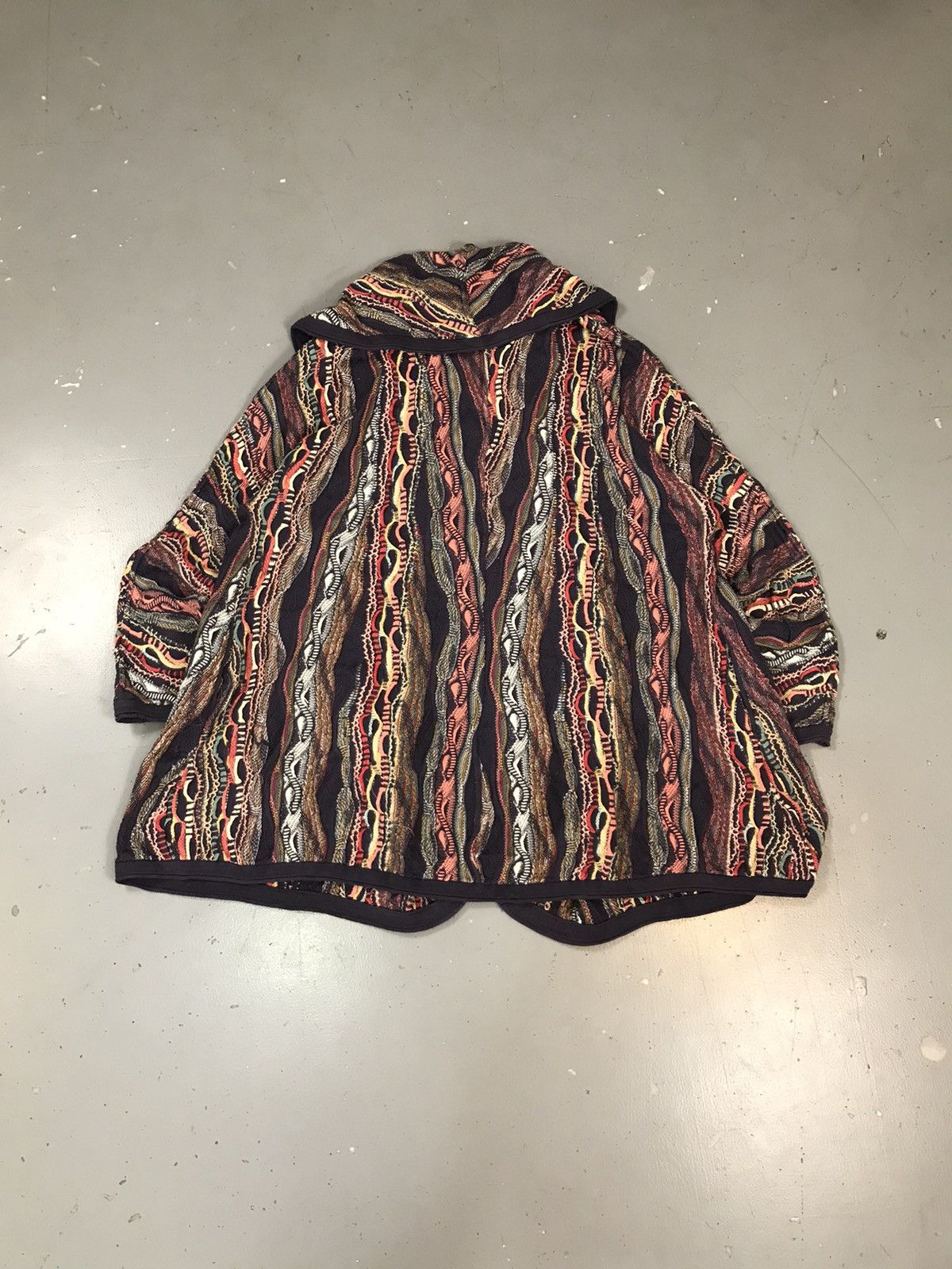 【Vintage】COOGI 3D KNIT CARDIGAN 90s vintage 3D knit Coogi style cardigan in navy, red and green