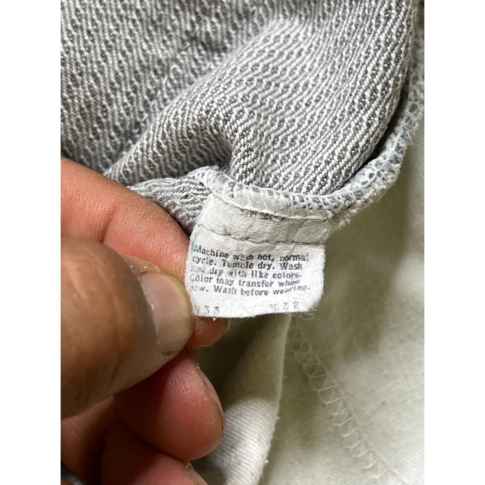 Levi's Levi’s 40509 Jeans Mens Actual Sz 31x31 Gray Pinstripe USA Size US 31 - 10 Thumbnail