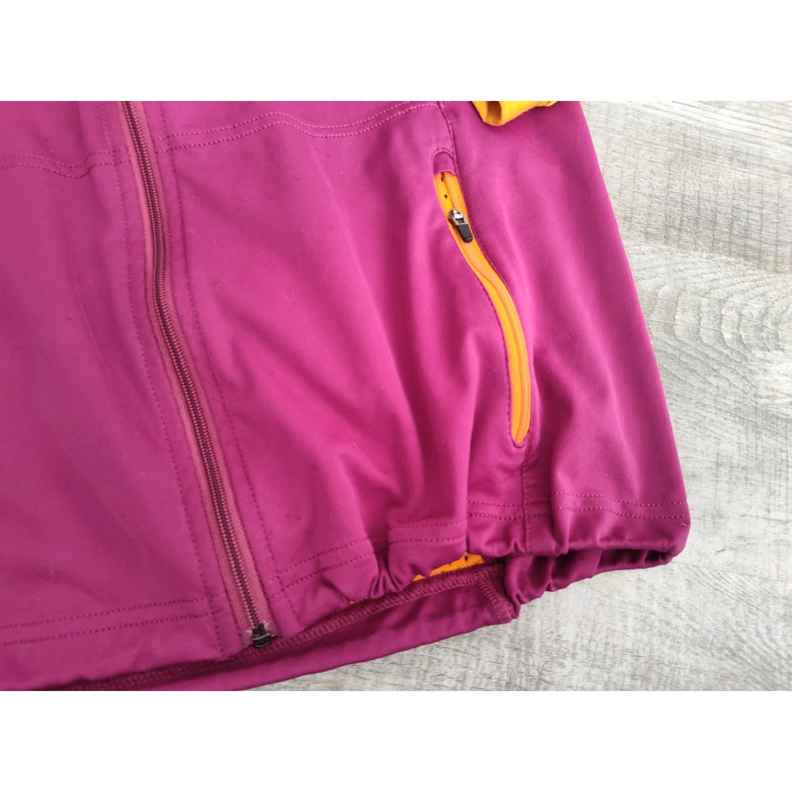 Patagonia Patagonia Women’s Size M Wind Shield Jacket Lightweight Outdoor Packable Size M / US 6-8 / IT 42-44 - 3 Thumbnail