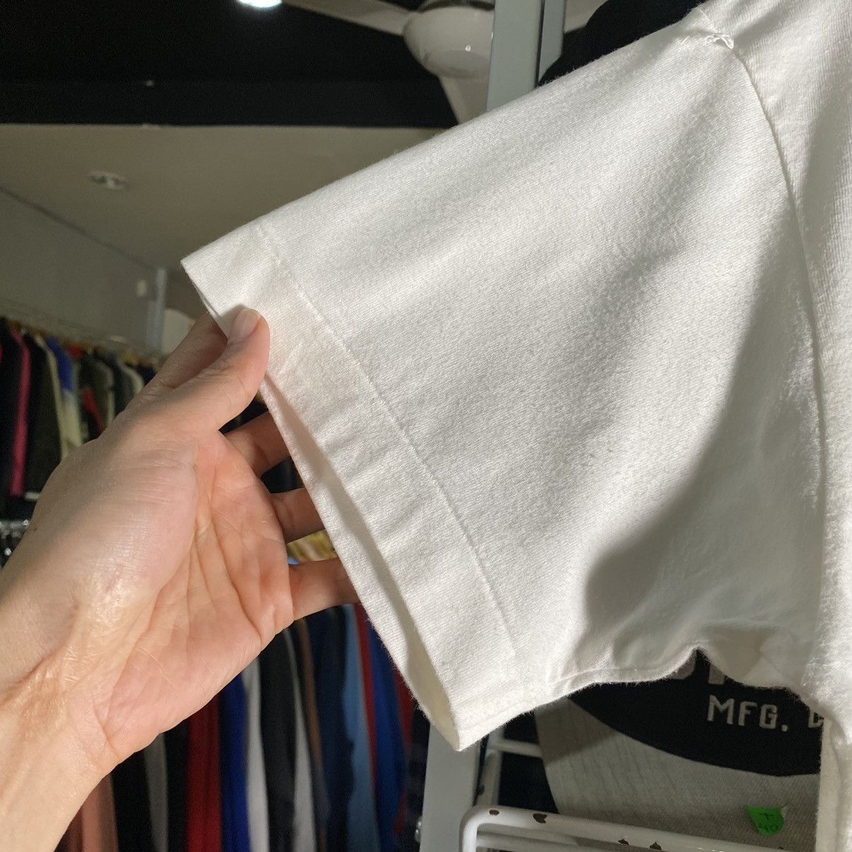 Comme des Garcons Comme Des Garcons Play White Red Heart Logo tee Size US M / EU 48-50 / 2 - 6 Thumbnail