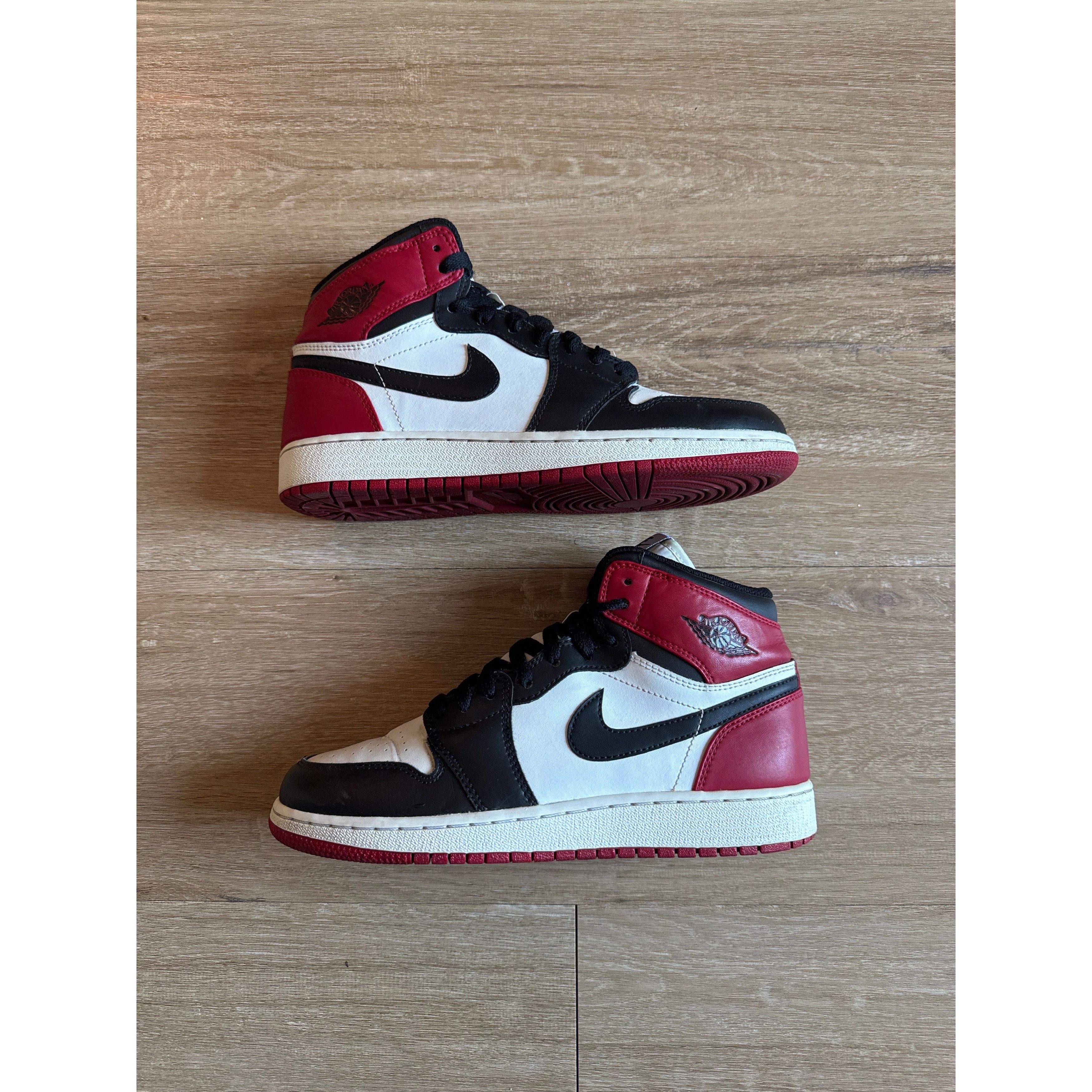 Jordan Brand Jordan Retro 1 Black Toe 2013 Size US 5.5 / EU 38 - 2 Thumbnail