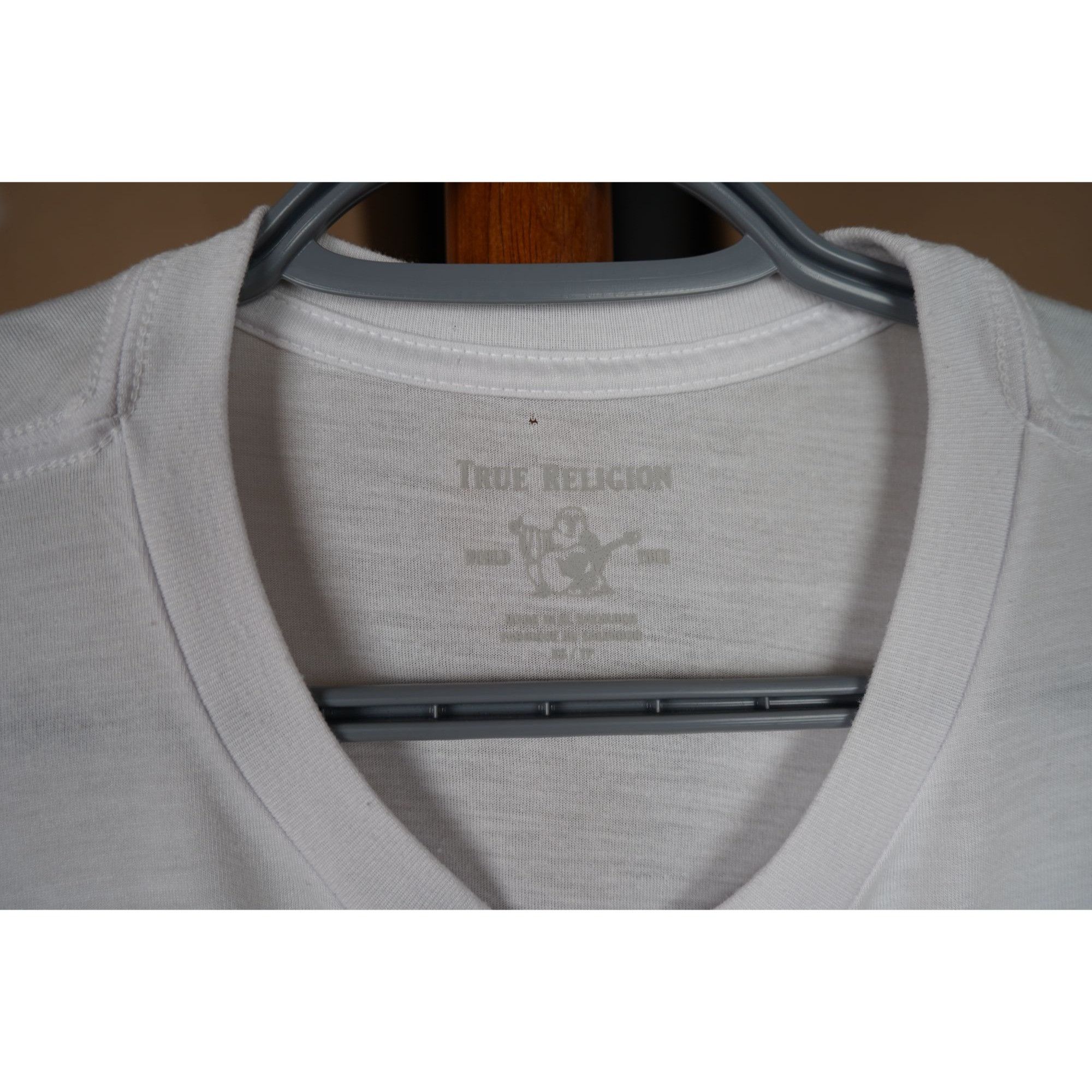True Religion True Religion White Graphic Tshirt Women's XS #416 Size XS / US 0-2 / IT 36-38 - 4 Thumbnail