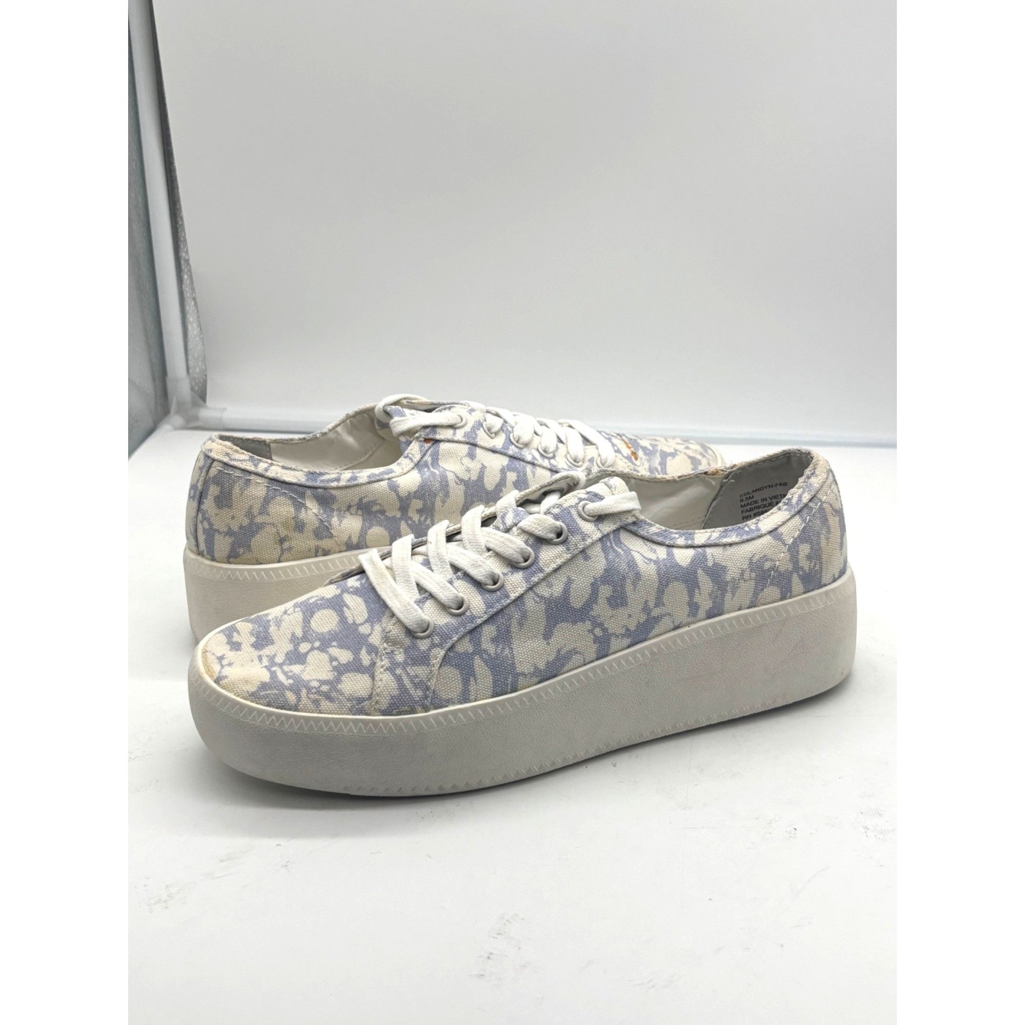 Other Open Edit Landyn Women's Printed Platform Sneaker, Blue Marb Size US 9.5 / IT 39.5 - 1 Thumbnail