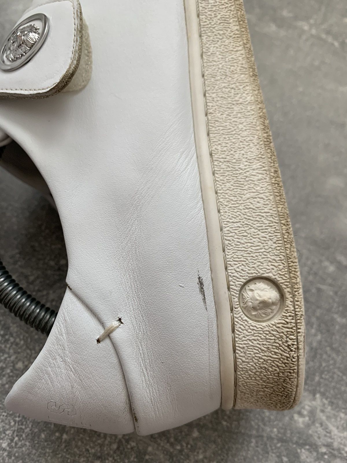 Versus Versace Versus Versace Women's Sneakers White Leather Medusa Size US 10 / IT 40 - 4 Thumbnail