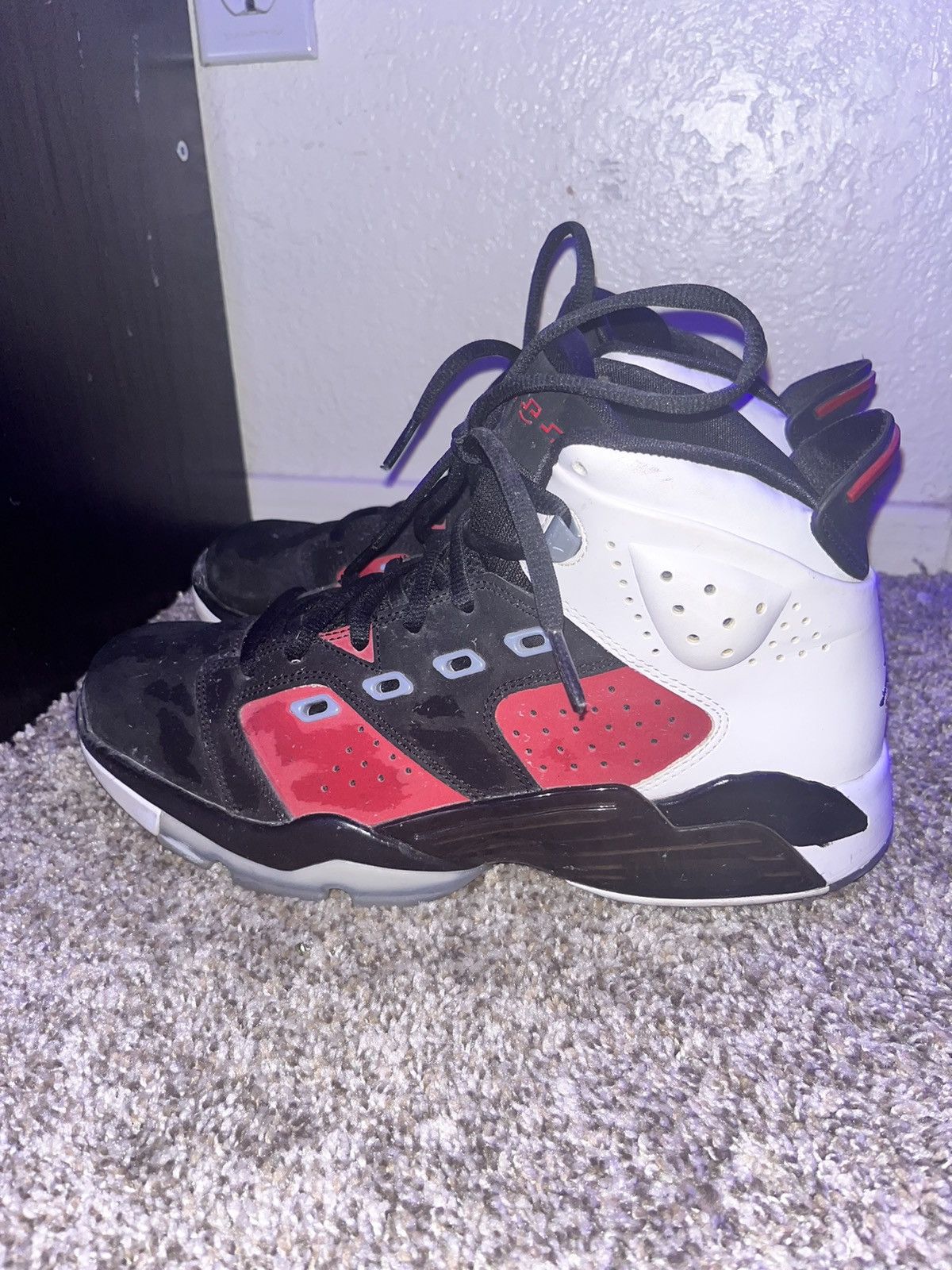 Jordan Brand Jordan 6-17-23 ‘Carmine’ Size US 9.5 / EU 42-43 - 2 Thumbnail