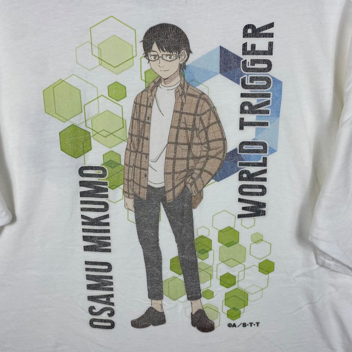 Anime WORLD TRIGGER Osamu Mikumo Anime Graphic Tee Shirt Free Size Size US M / EU 48-50 / 2 - 2 Thumbnail