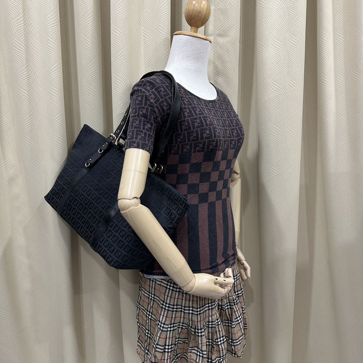 Fendi ‼️LASTDROP‼️ FENDI FF ZUCCHINO CANVAS TOTE BAG Size ONE SIZE - 1 Thumbnail