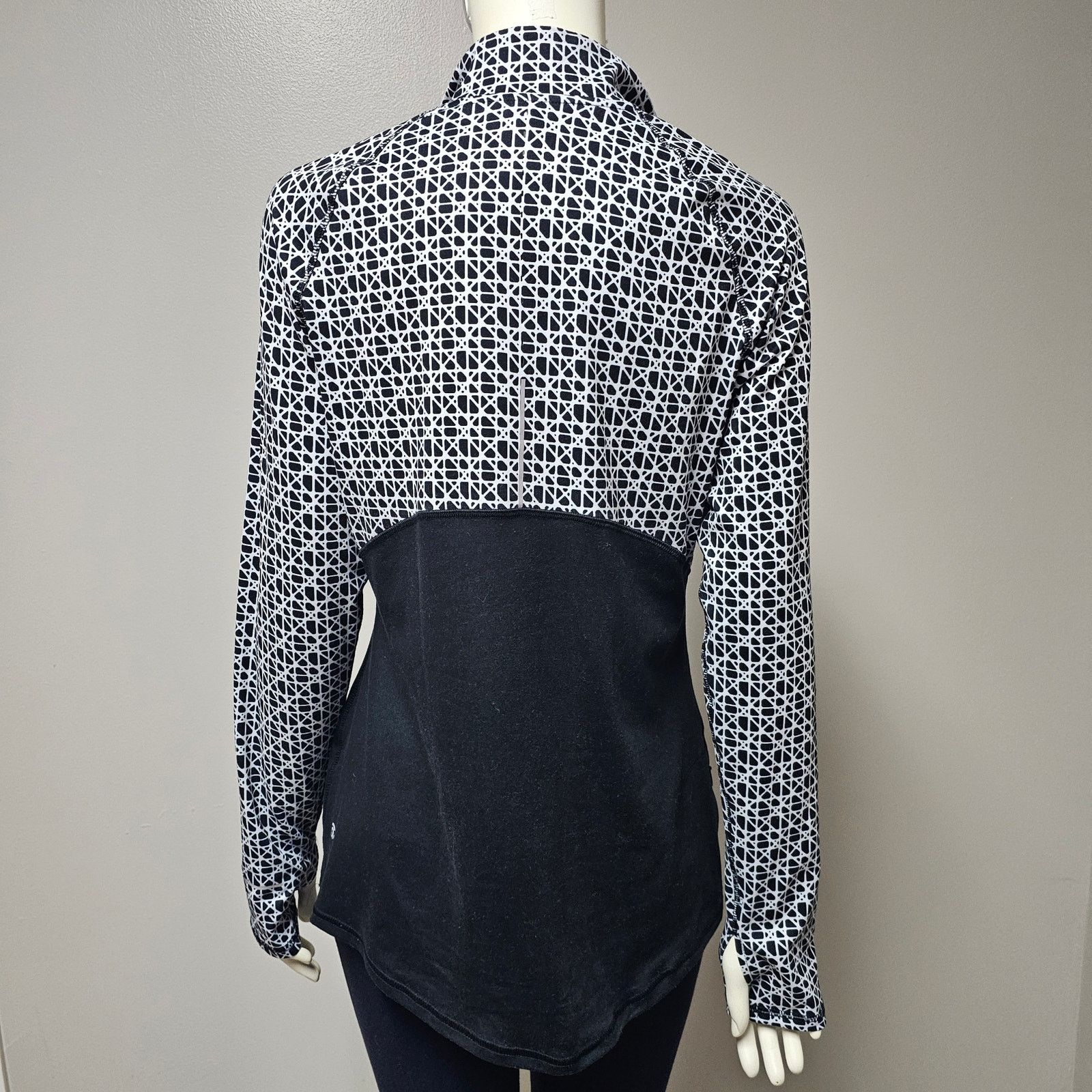 Champion Champion C9 Quarter Zip Geometric Print Black Panels Size M Size M / US 6-8 / IT 42-44 - 2 Thumbnail