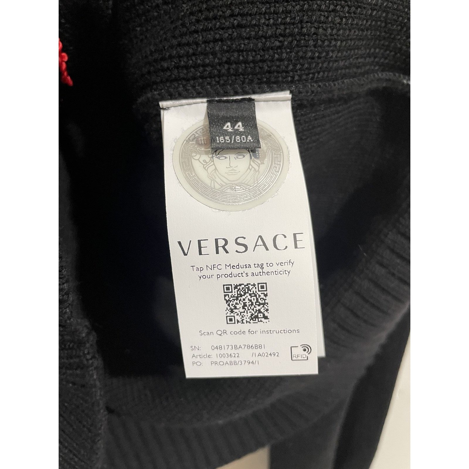 Versace VERSACE LOGO INTARSIA KNIT SWEATER SIZE 44 (US XS) PREOWNED Size US S / EU 44-46 / 1 - 4 Thumbnail