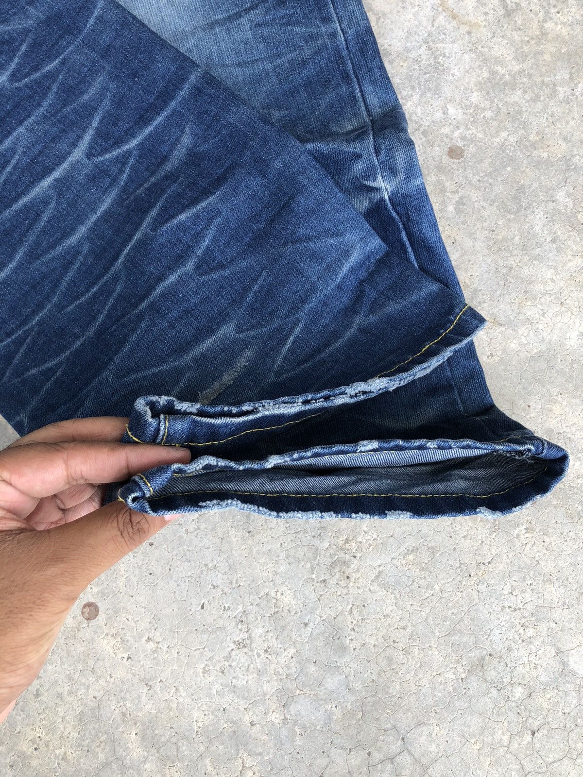 Japanese Brand Japanese Sanmaruichi Daicock Embroidered Jeans Distressed Size US 33 - 13 Thumbnail