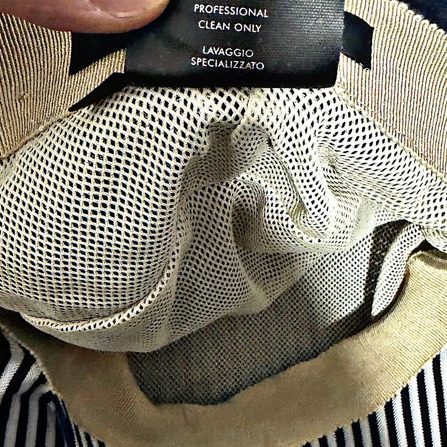 Gucci Authentic Gucci Tom Ford Signature Script Newsboy Cap Size ONE SIZE - 7 Thumbnail