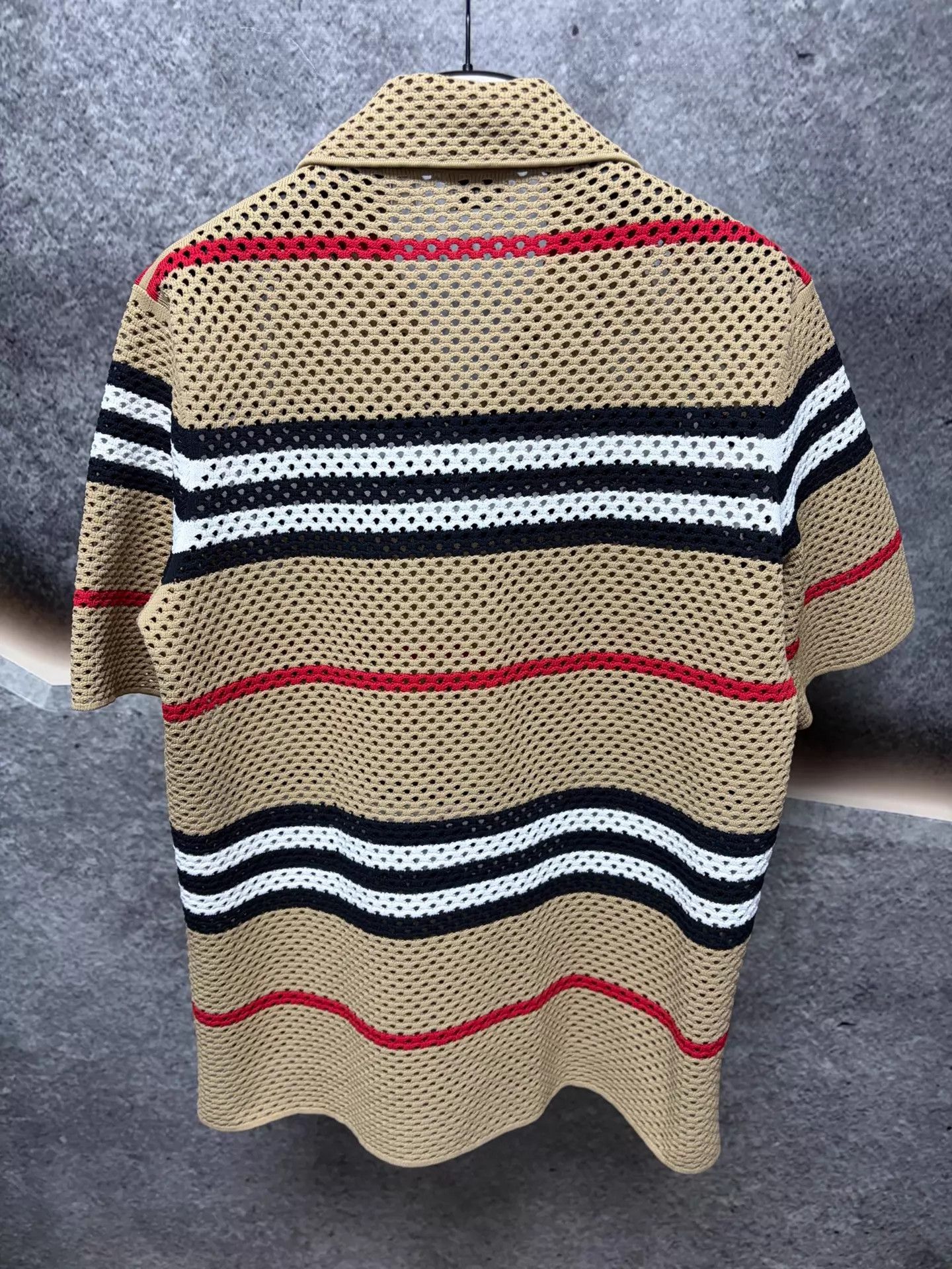 Burberry Burberry short-sleeve shirt M Size US M / EU 48-50 / 2 - 2 Thumbnail