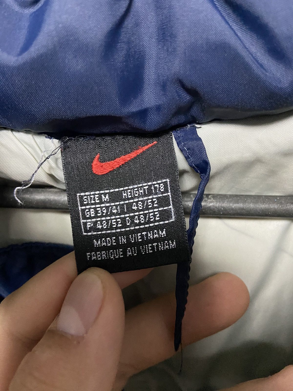 Nike × Vintage Nike Jacket Big Swoosh Logo Vintage Y2K Style Nylon Size US M / EU 48-50 / 2 - 6 Thumbnail