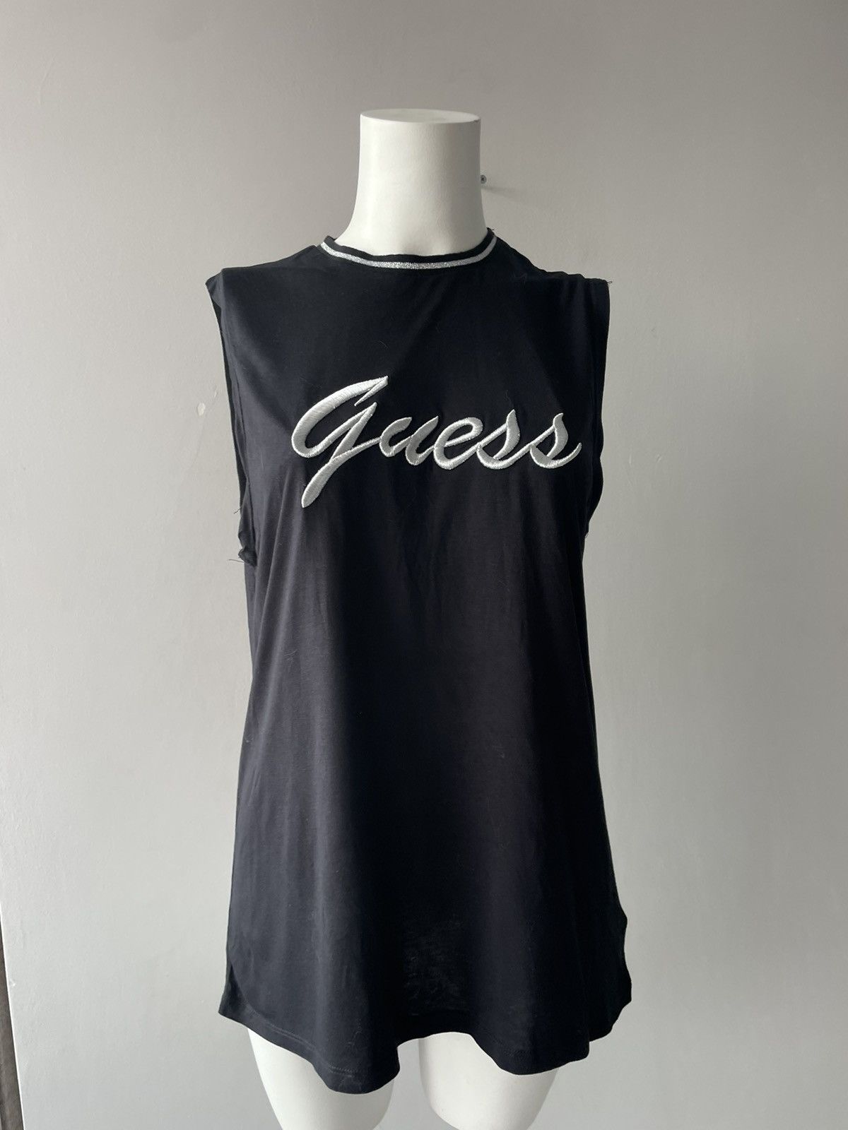 Guess Guess tshirt Size L / US 10 / IT 46 - 4 Thumbnail