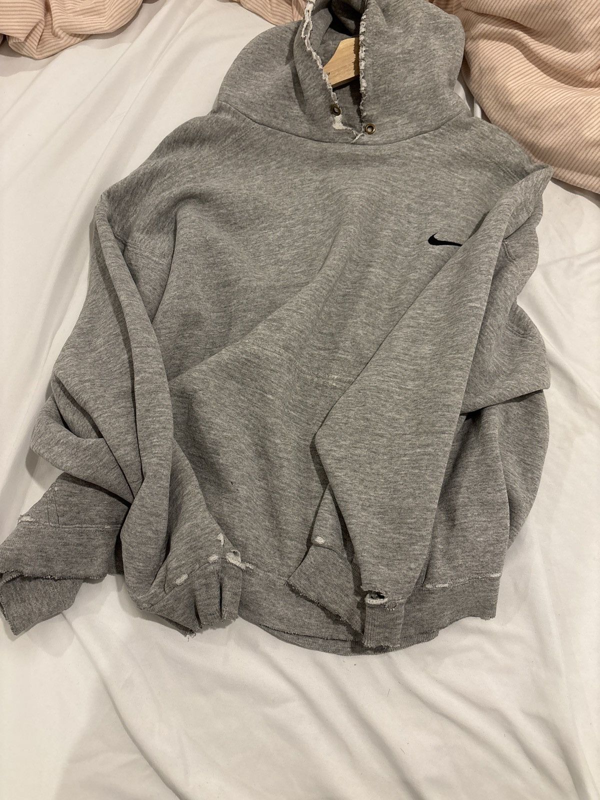 Nike × Vintage Vintage Nike hoodie Size US XL / EU 56 / 4 - 2 Thumbnail