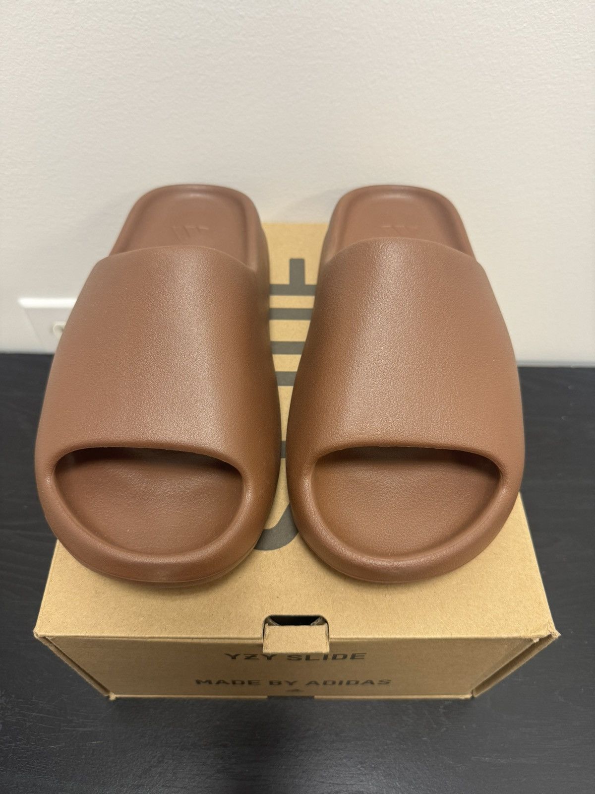 Yeezy Yeezy slide flax Size US 9 / EU 42 - 3 Thumbnail