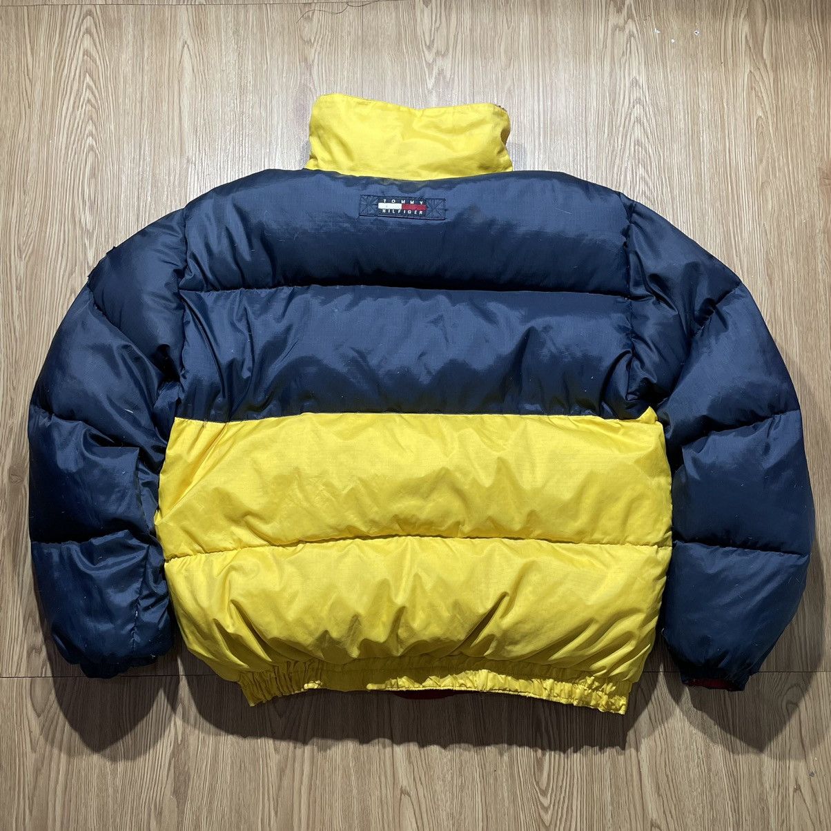 Tommy Hilfiger × Vintage Puffer Tommy Hilfiger Vintage 90’s Big Logo Reversible Size US XL / EU 56 / 4 - 9 Thumbnail
