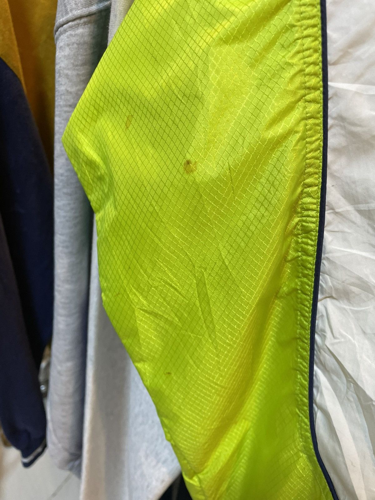 Nike Vintage Nike Spell Out Windbreaker Jacket Size US M / EU 48-50 / 2 - 7 Thumbnail
