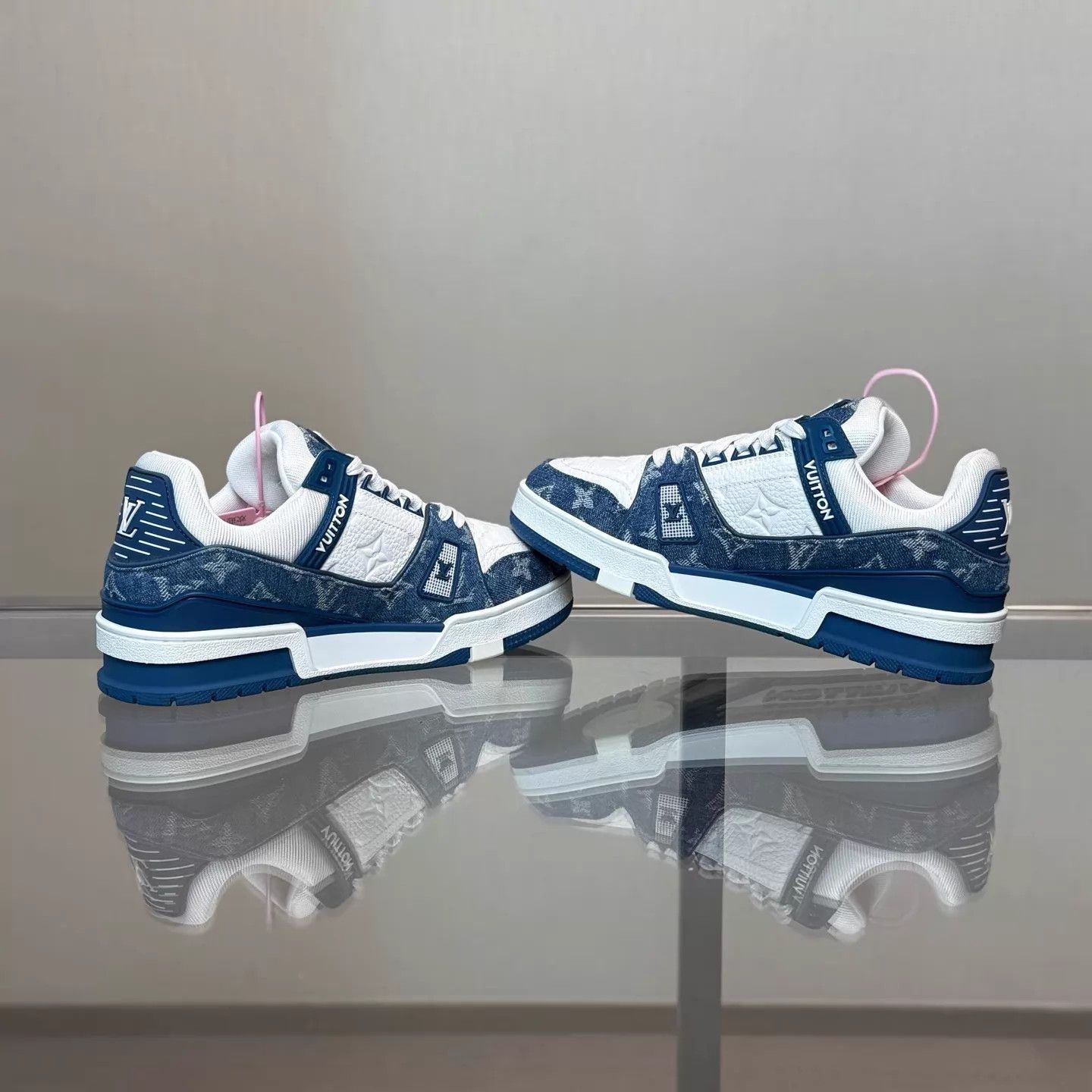 Louis Vuitton LV Trainer White Blue Denim 37.5 99 Size US 7 / IT 37 - 6 Thumbnail