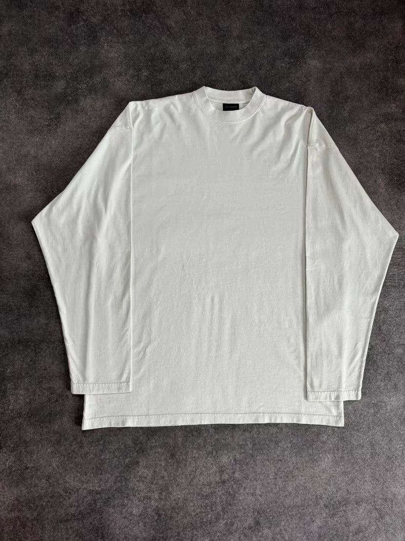 Balenciaga Balenciaga Rhinestone hot drilling logo to make old long s Size US M / EU 48-50 / 2 - 1 Thumbnail