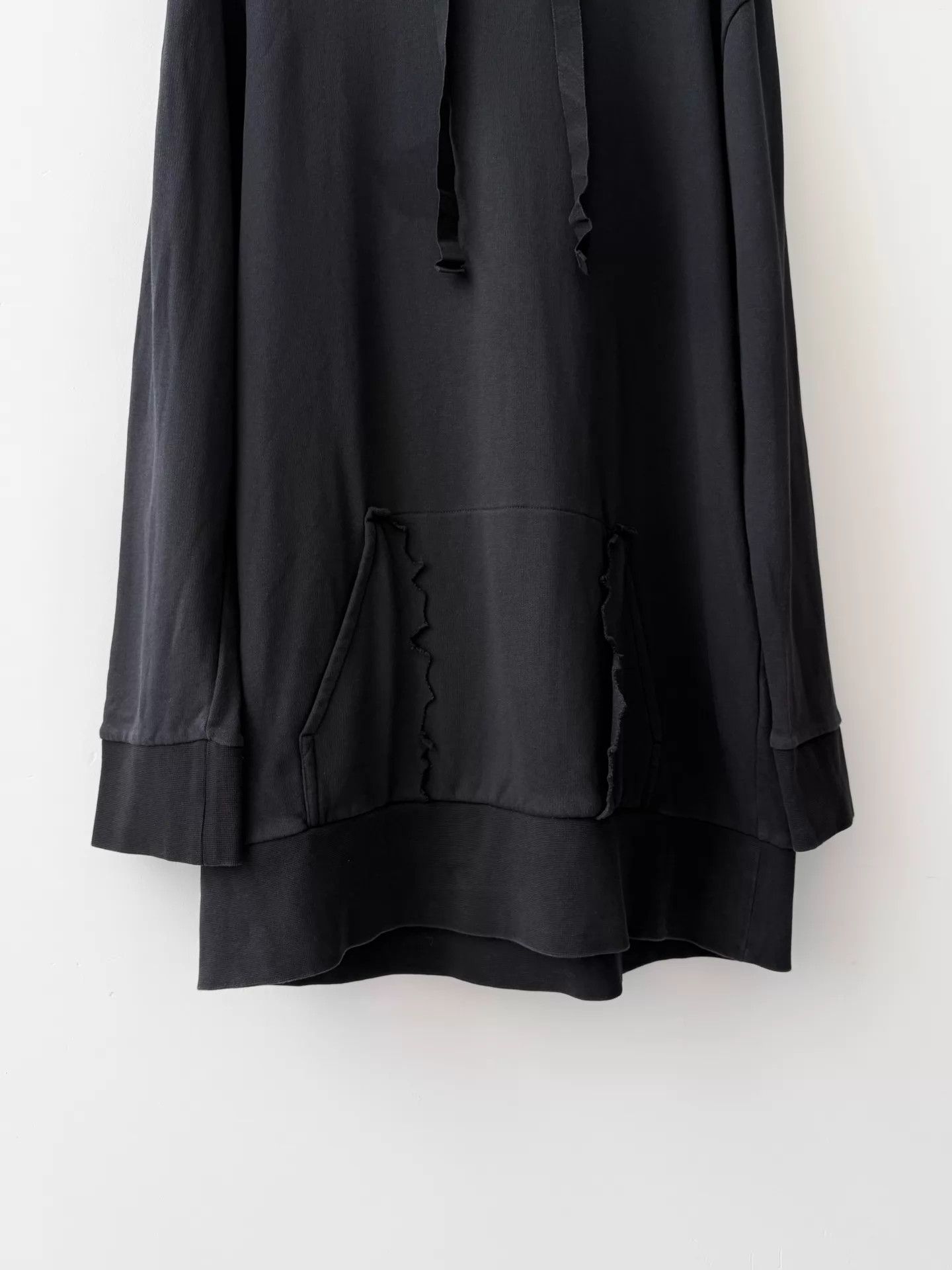 MM6 MM6 F/W16 Destroyed Pocket Hoodie Black M Size M / US 6-8 / IT 42-44 - 5 Thumbnail