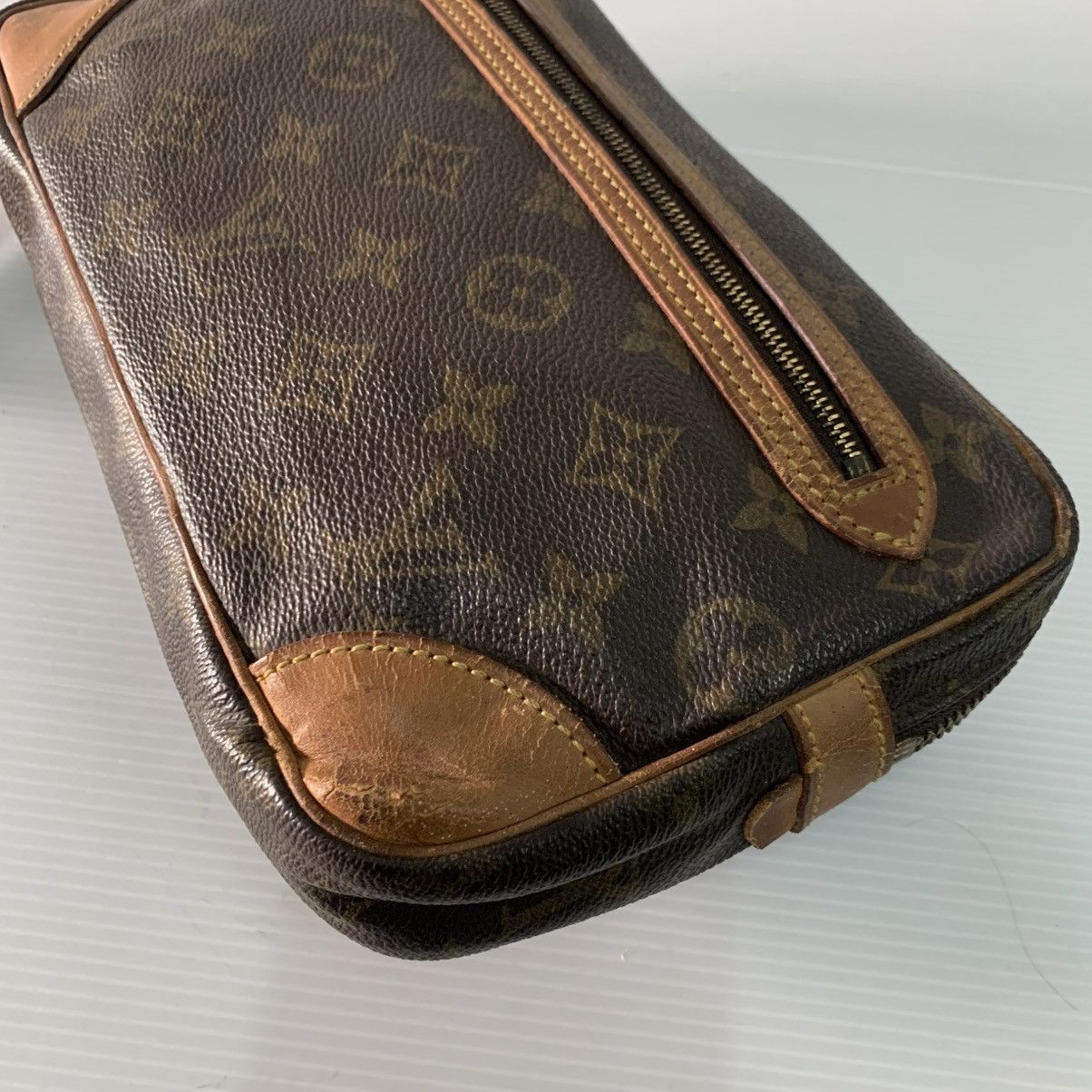 Louis Vuitton Louis Vuitton Marly Clutch Bag Size ONE SIZE - 7 Thumbnail