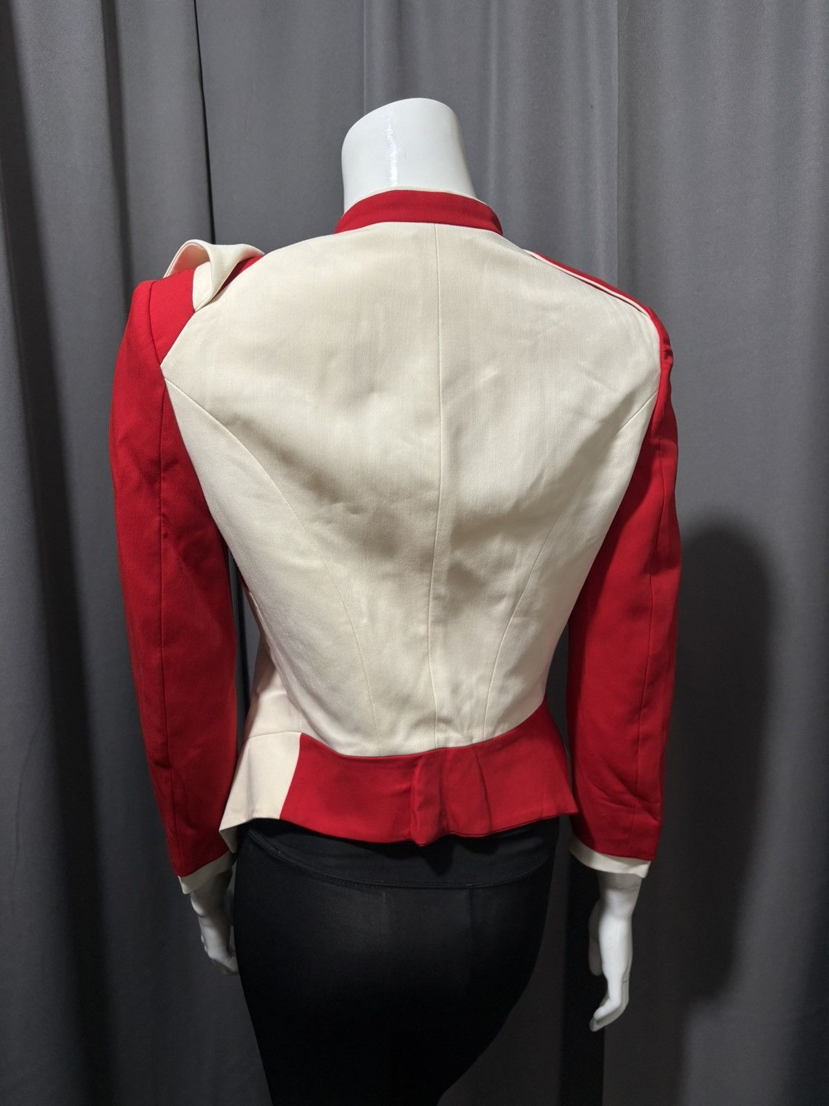 Alexander McQueen SS 2016 Runway Asymmetrical Sculptural Military-Insp Jacket Size M / US 6-8 / IT 42-44 - 5 Thumbnail
