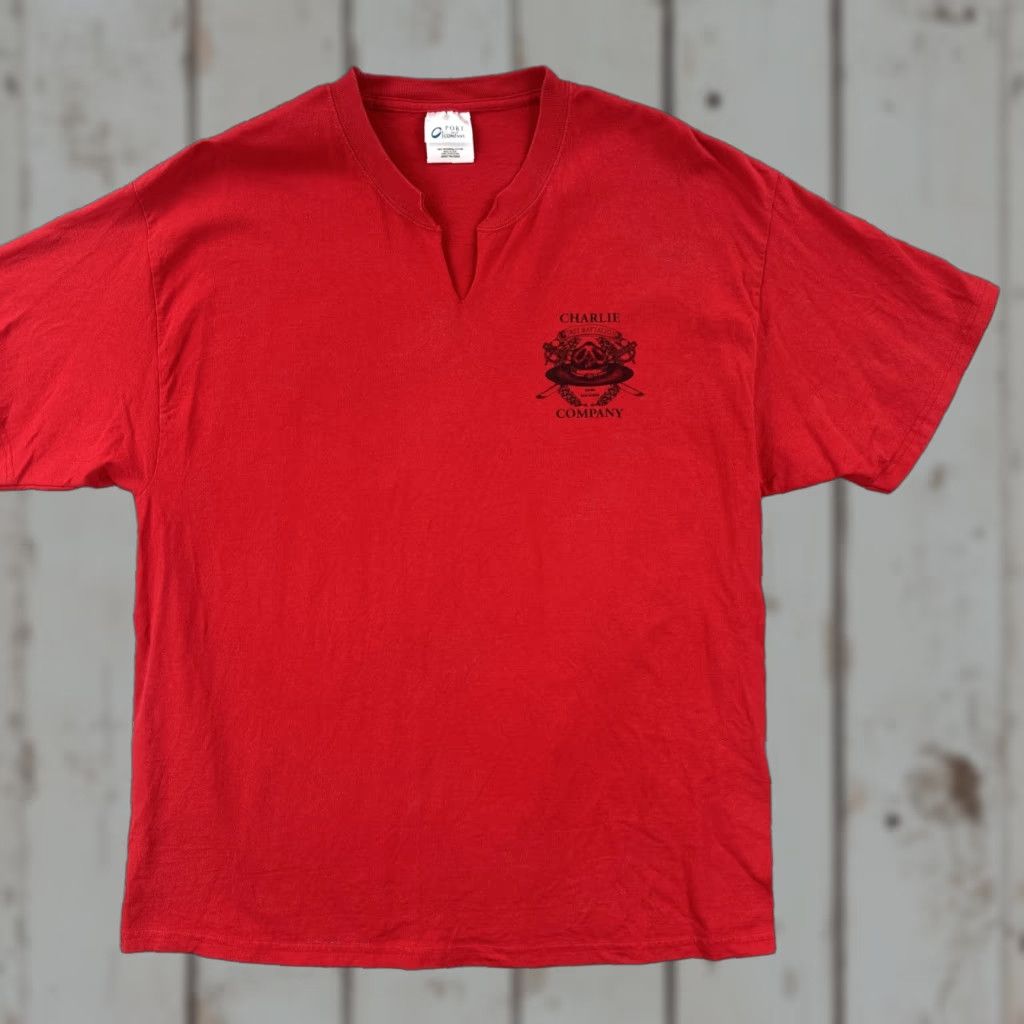 Port & Company VINTAGE Port & Company Shirt Mens XL Red 90s Military Charlie Company First Battalion San Diego Size US XL / EU 56 / 4 - 1 Thumbnail