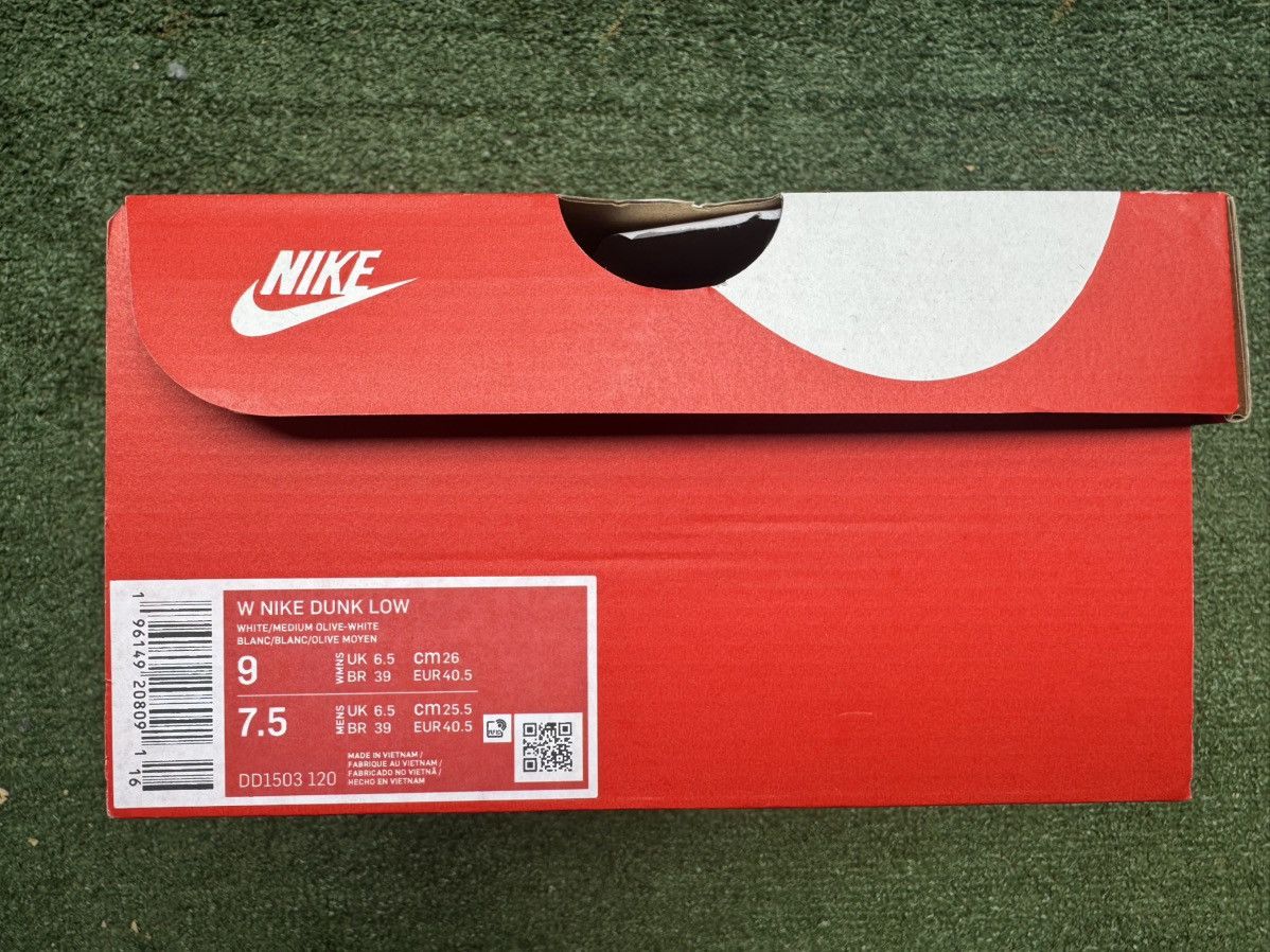 Nike Olive Nike Dunk Low (W9/M7.5) Size US 9 / IT 39 - 8 Thumbnail