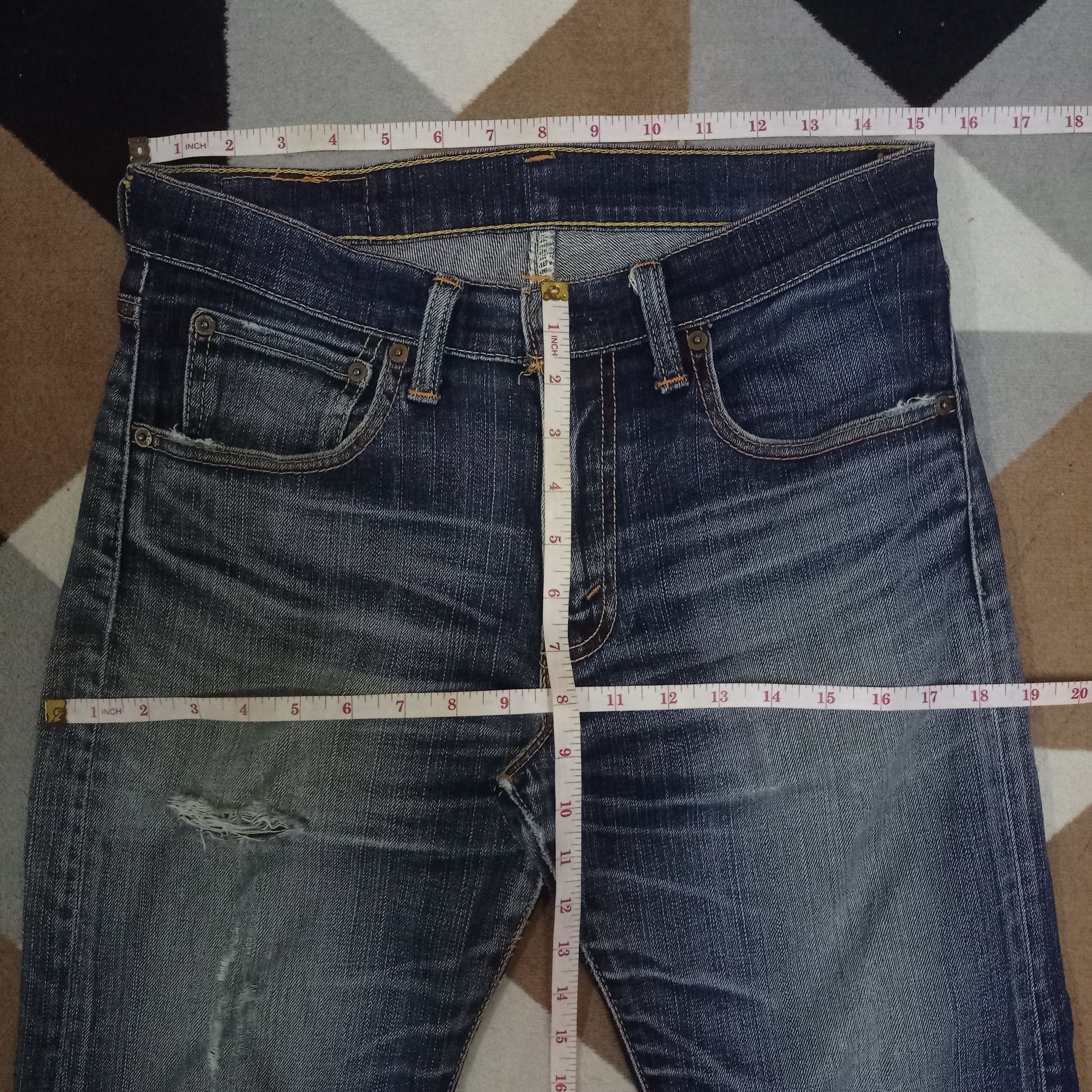Levi's × Levi's Vintage Clothing Vintage 90s Levis 705 Blue Wash Distressed Loose Jeans Size US 30 / EU 46 - 10 Thumbnail